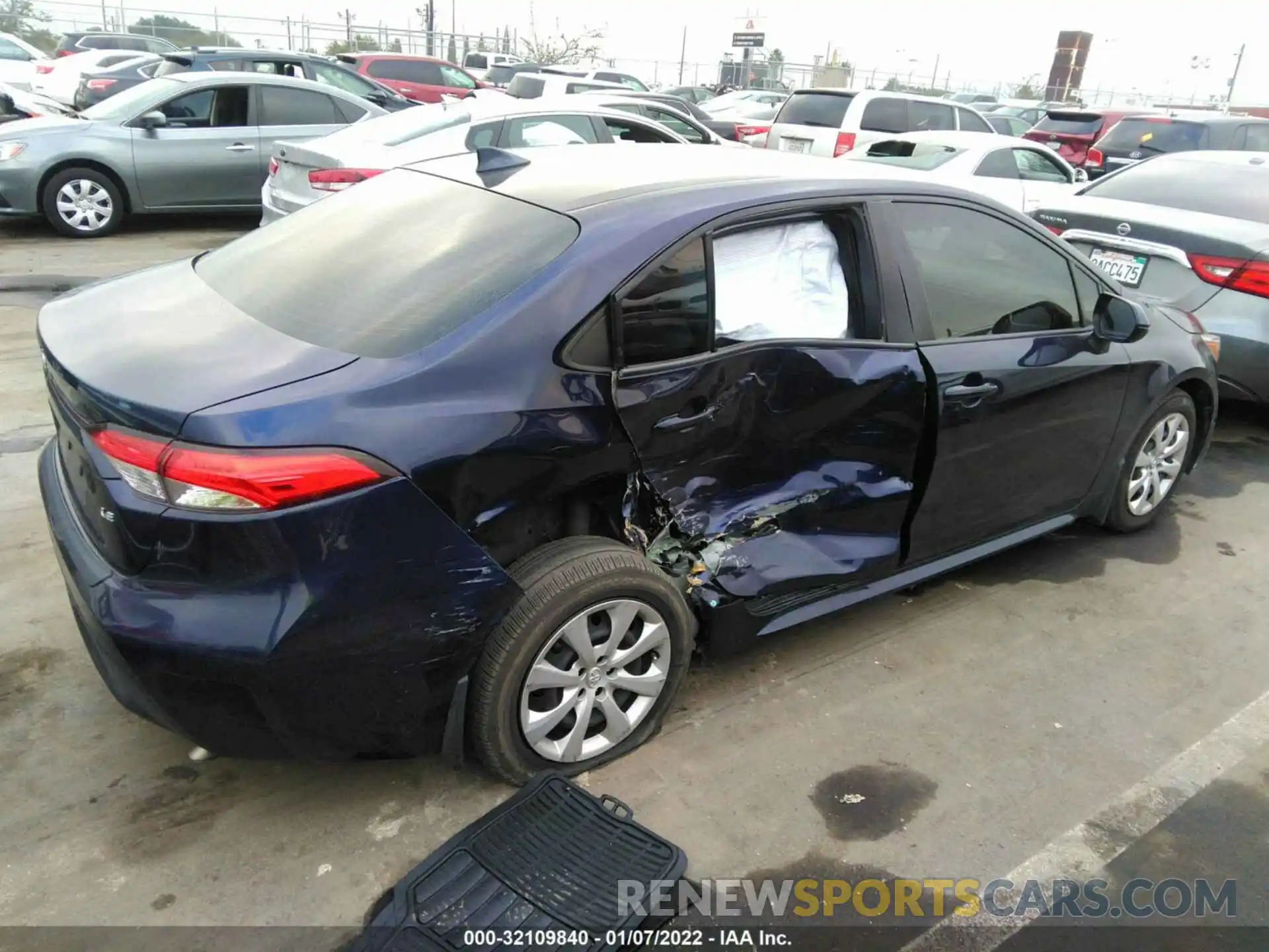 4 Photograph of a damaged car JTDEPRAEXLJ055392 TOYOTA COROLLA 2020