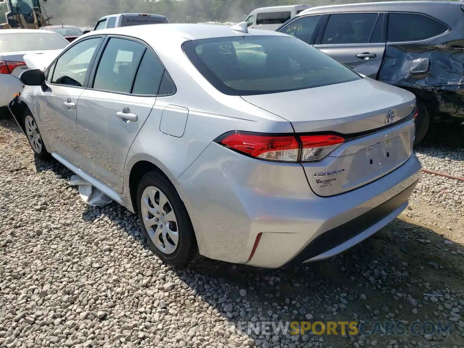 3 Photograph of a damaged car JTDEPRAEXLJ058373 TOYOTA COROLLA 2020