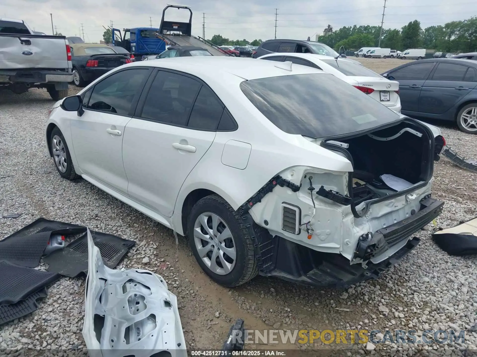 3 Photograph of a damaged car JTDEPRAEXLJ062018 TOYOTA COROLLA 2020