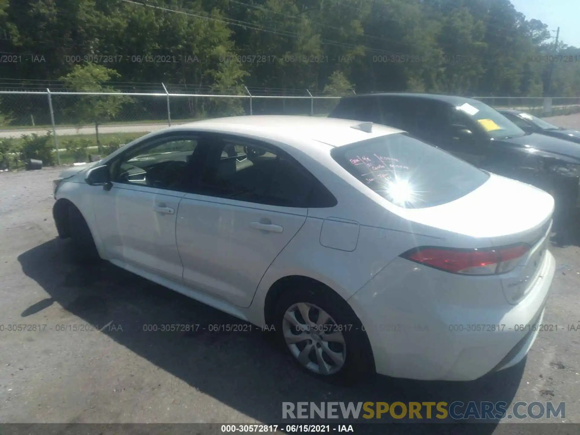 3 Photograph of a damaged car JTDEPRAEXLJ062391 TOYOTA COROLLA 2020