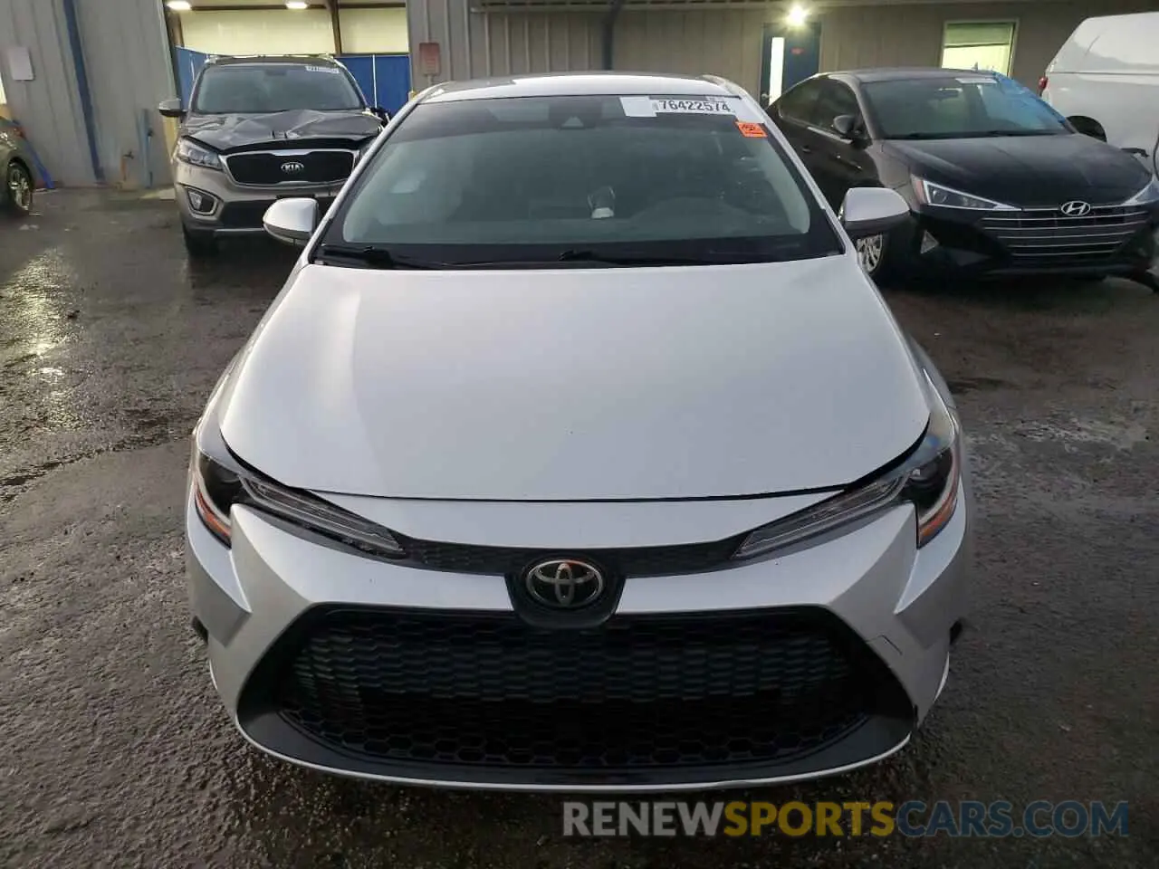 5 Photograph of a damaged car JTDEPRAEXLJ068420 TOYOTA COROLLA 2020