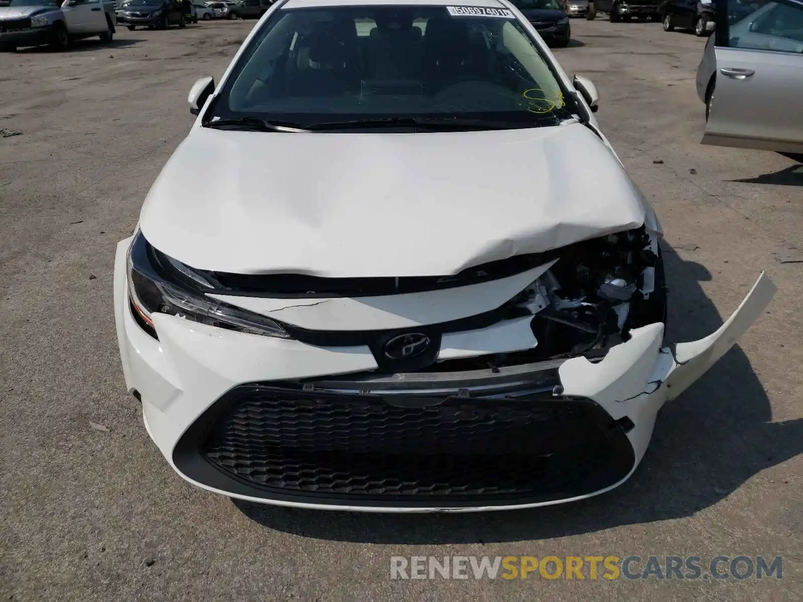 9 Photograph of a damaged car JTDEPRAEXLJ070023 TOYOTA COROLLA 2020