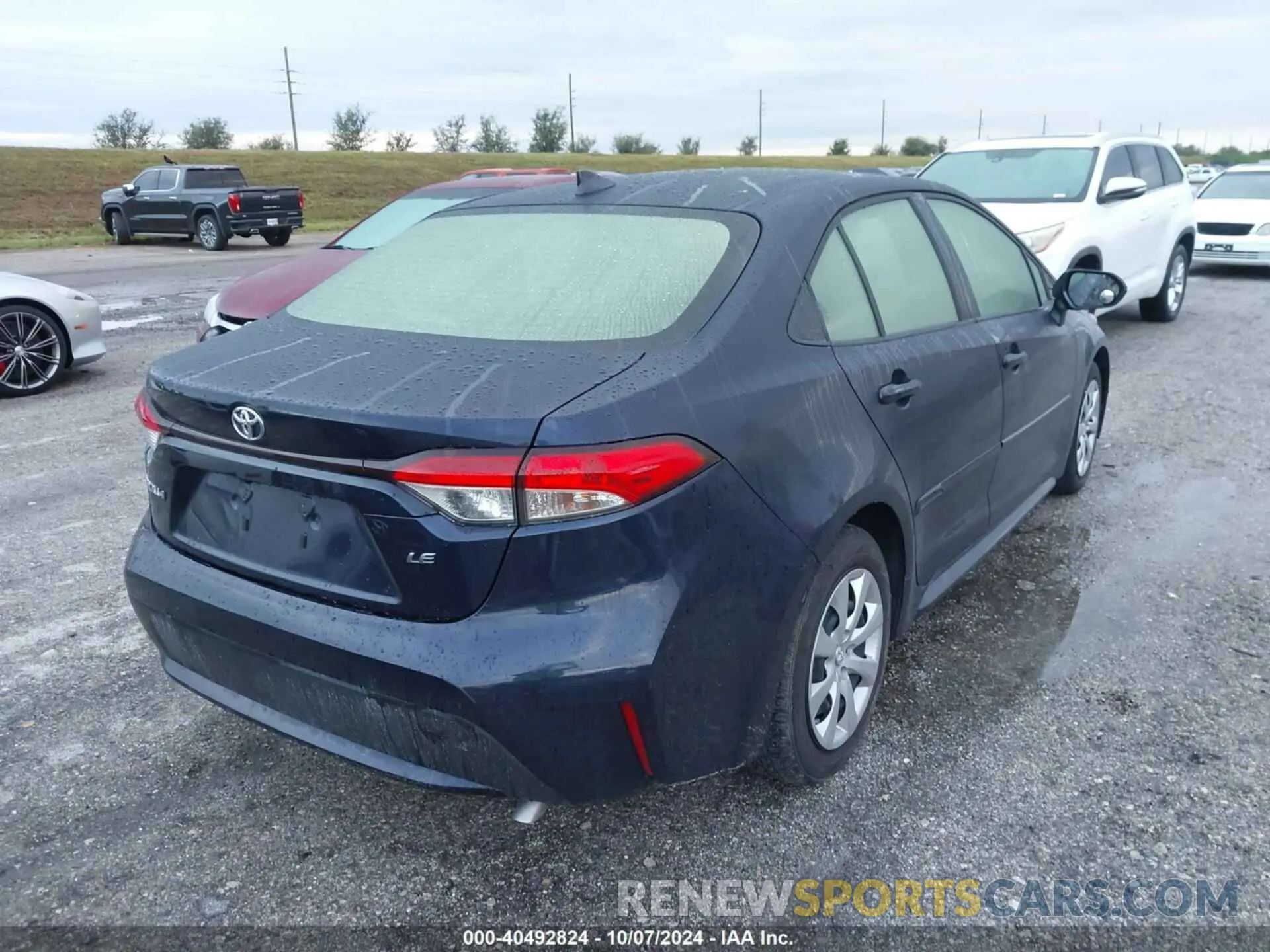 4 Photograph of a damaged car JTDEPRAEXLJ075366 TOYOTA COROLLA 2020