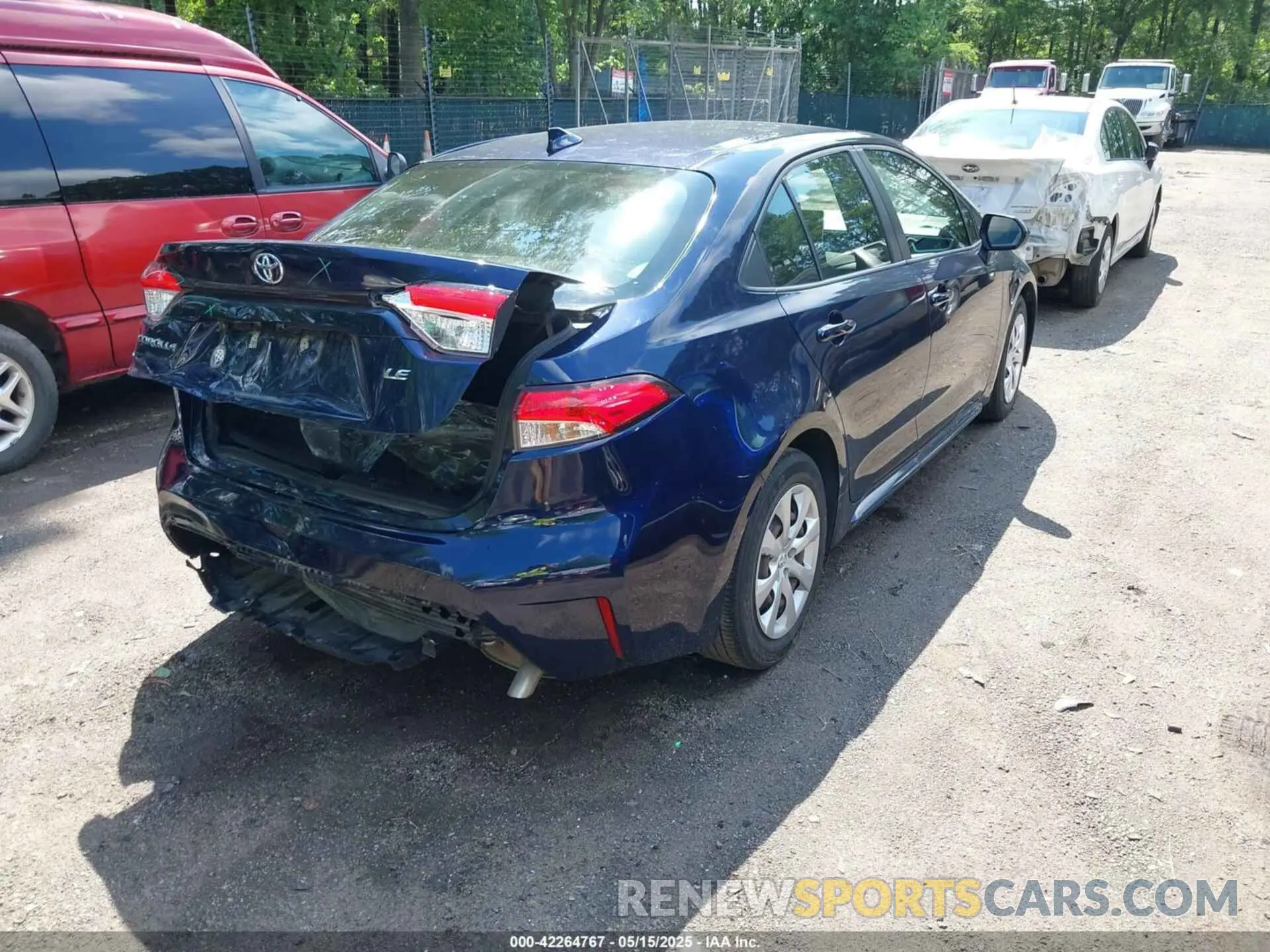 4 Photograph of a damaged car JTDEPRAEXLJ075867 TOYOTA COROLLA 2020