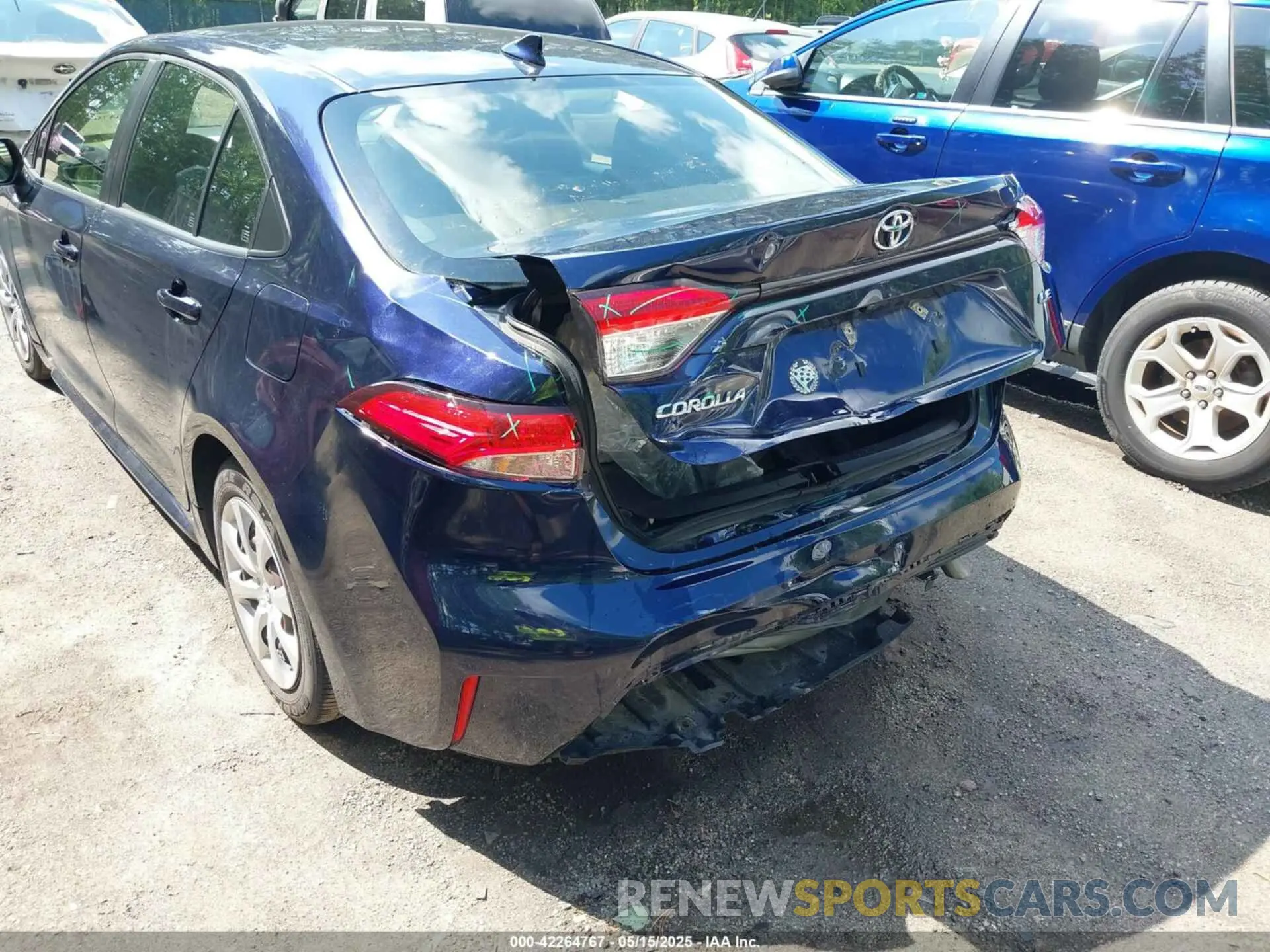 6 Photograph of a damaged car JTDEPRAEXLJ075867 TOYOTA COROLLA 2020