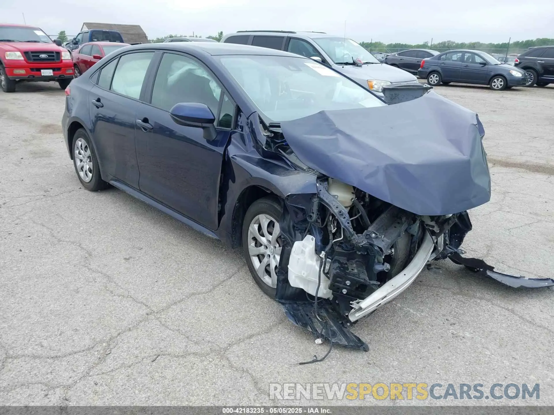 1 Photograph of a damaged car JTDEPRAEXLJ076453 TOYOTA COROLLA 2020
