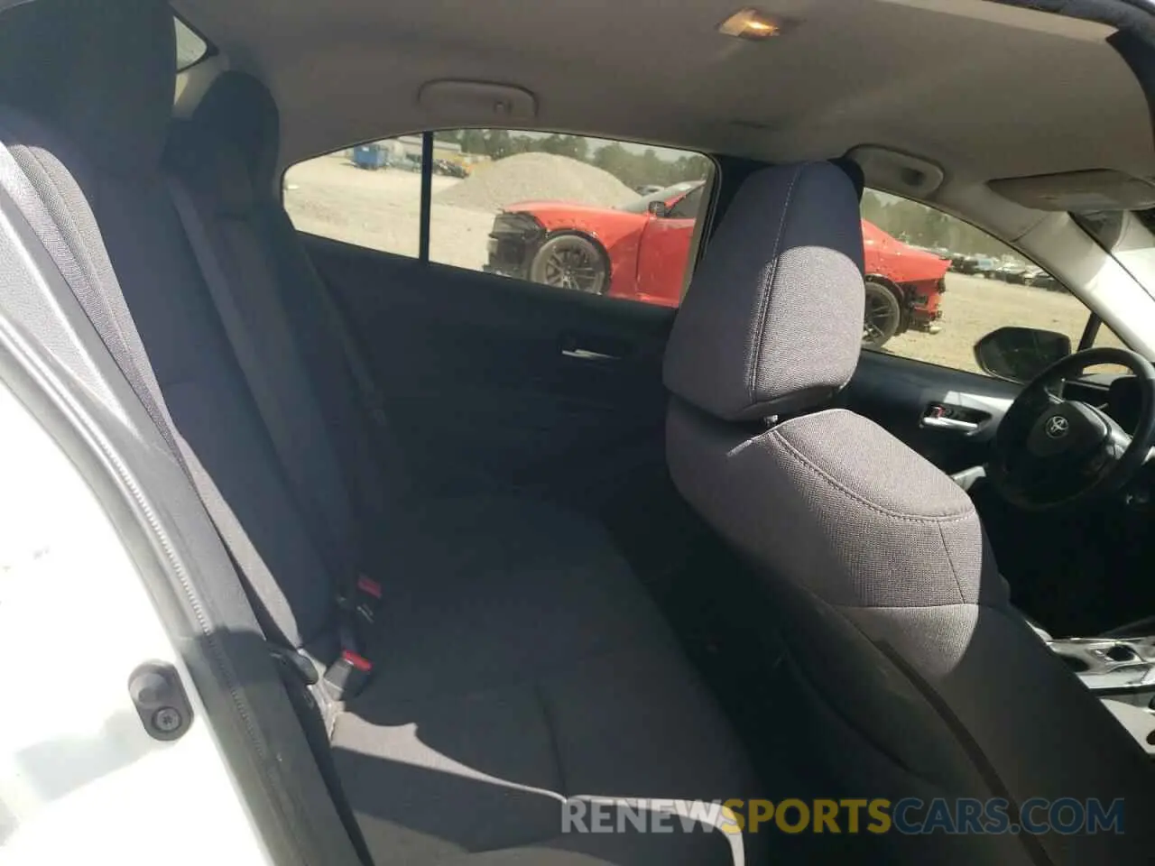 10 Photograph of a damaged car JTDEPRAEXLJ082298 TOYOTA COROLLA 2020