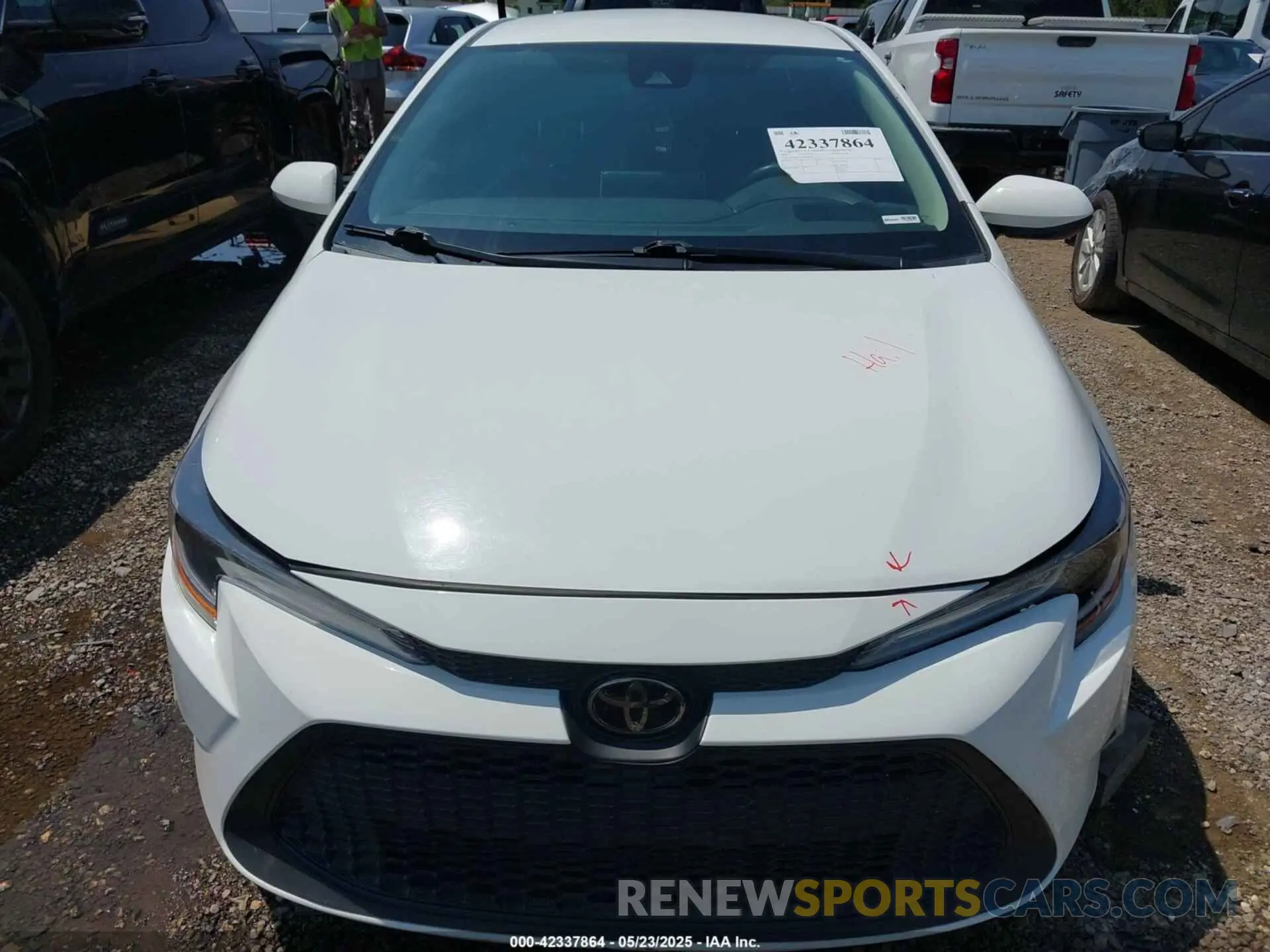 12 Photograph of a damaged car JTDEPRAEXLJ086075 TOYOTA COROLLA 2020