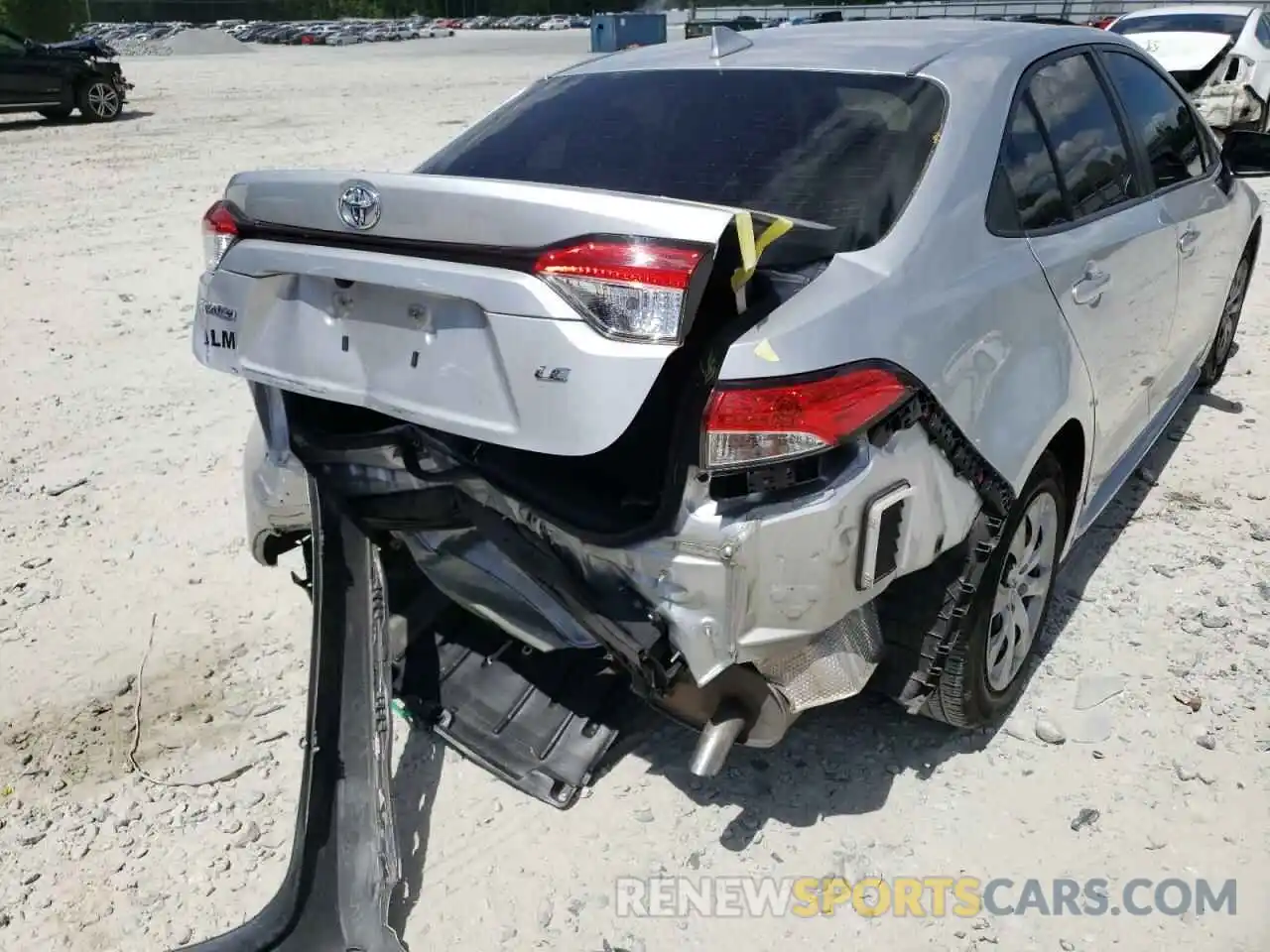 9 Photograph of a damaged car JTDEPRAEXLJ086724 TOYOTA COROLLA 2020