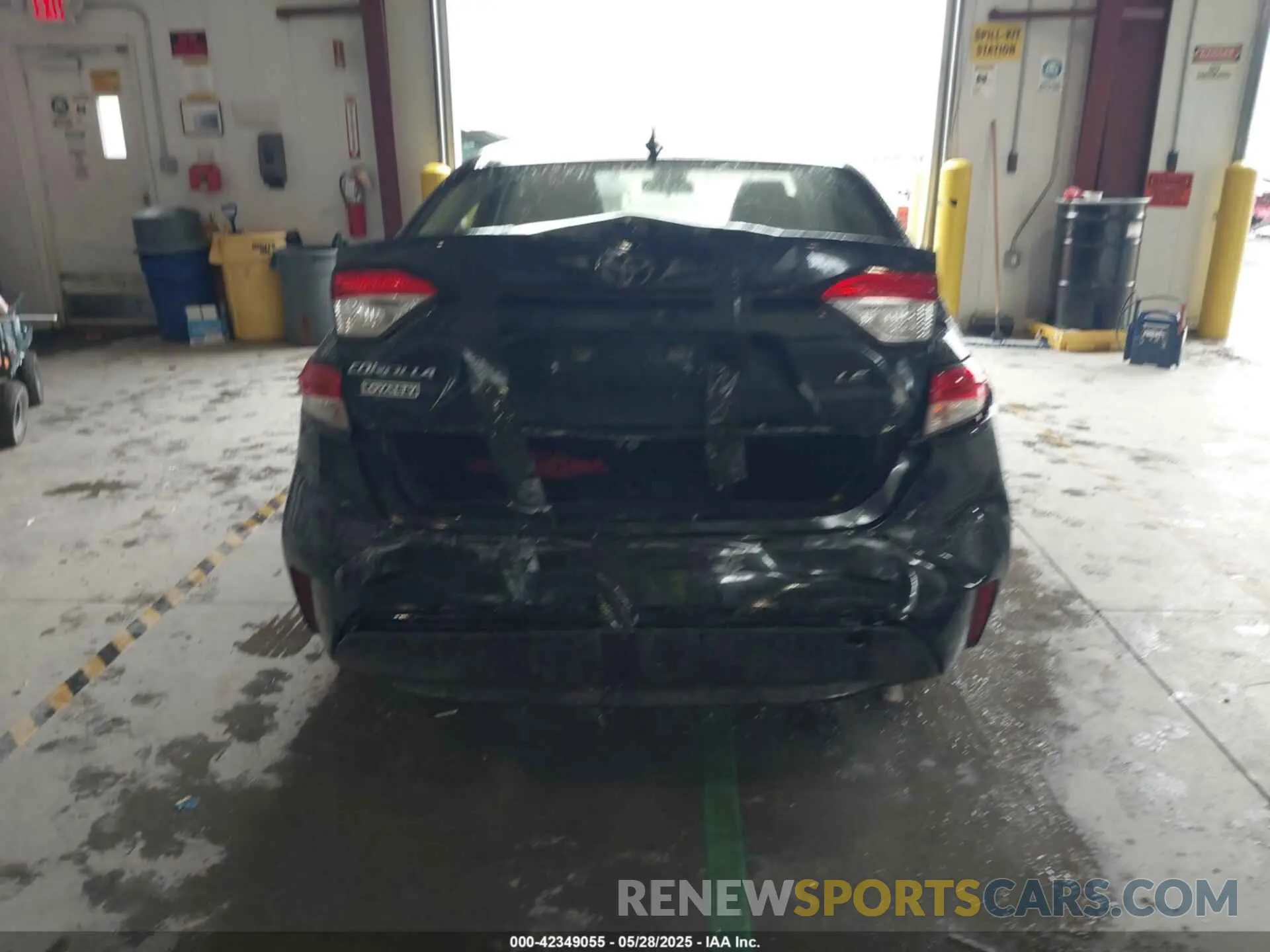 16 Photograph of a damaged car JTDEPRAEXLJ089882 TOYOTA COROLLA 2020
