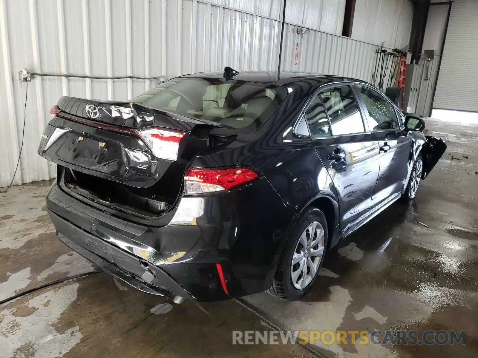 4 Photograph of a damaged car JTDEPRAEXLJ092331 TOYOTA COROLLA 2020