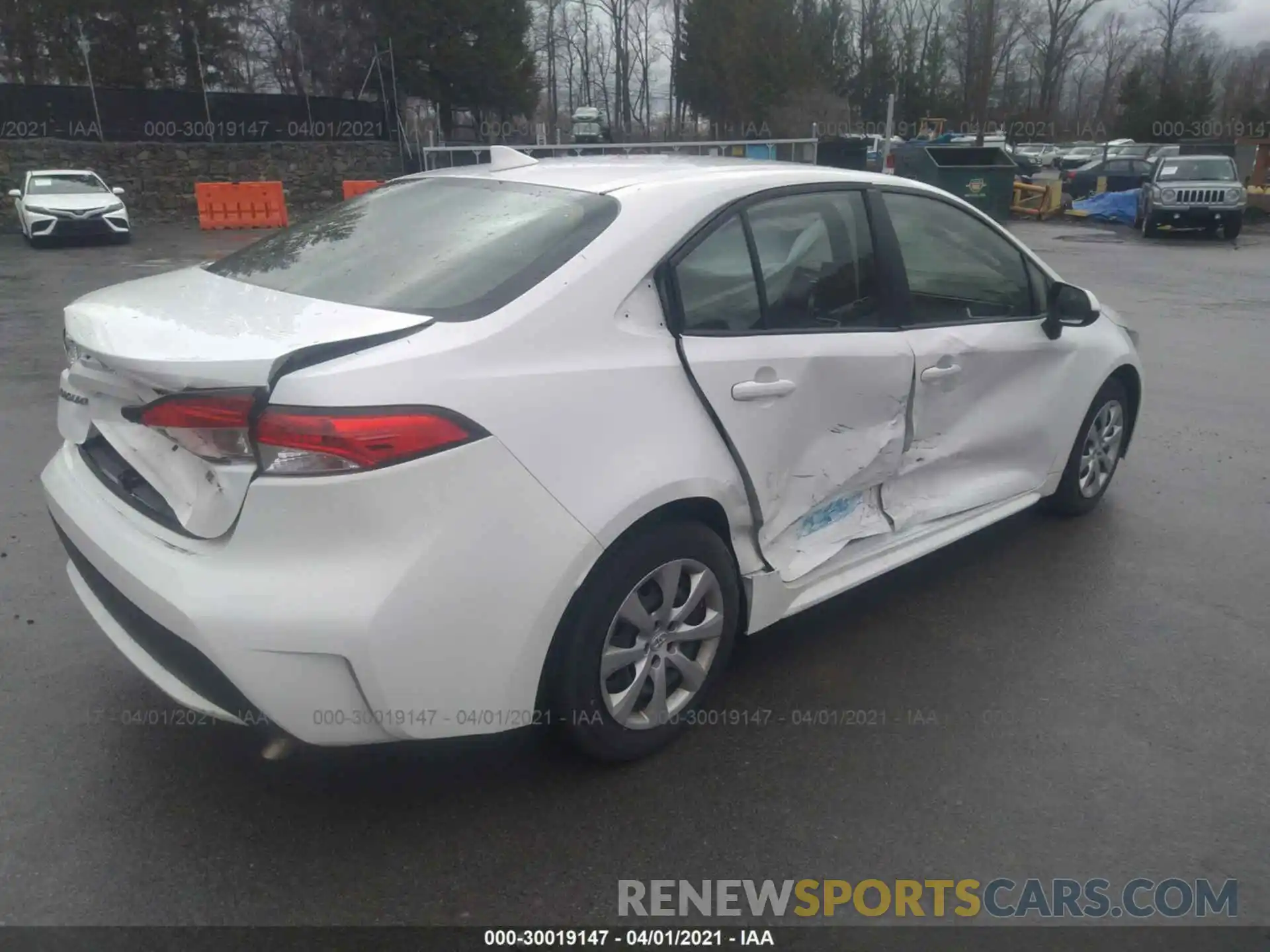 4 Photograph of a damaged car JTDEPRAEXLJ093592 TOYOTA COROLLA 2020