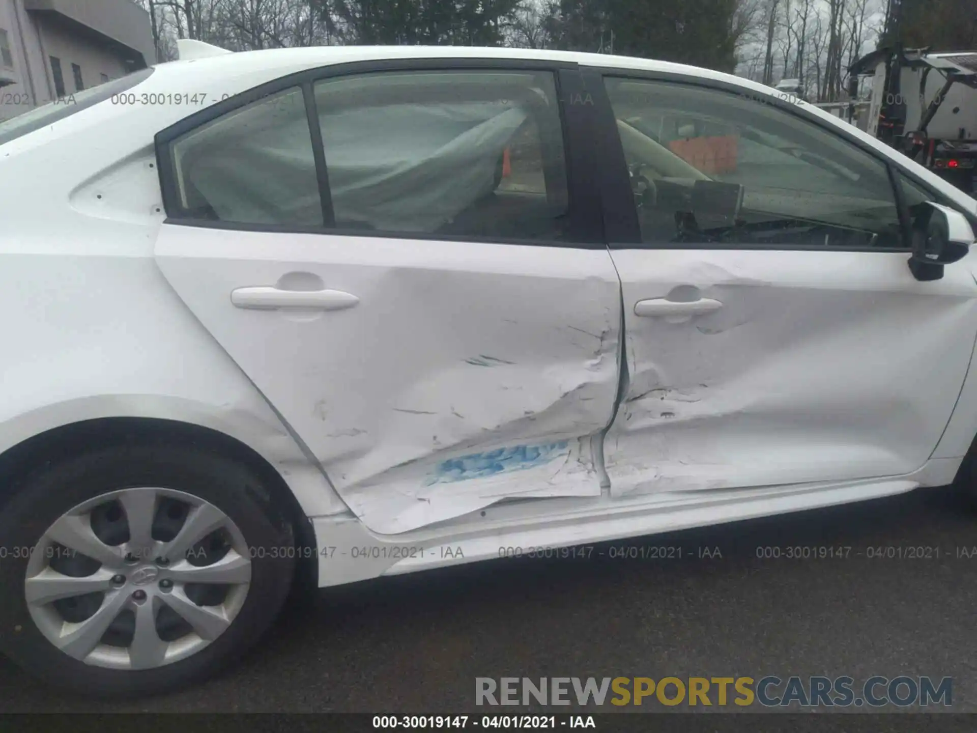 6 Photograph of a damaged car JTDEPRAEXLJ093592 TOYOTA COROLLA 2020