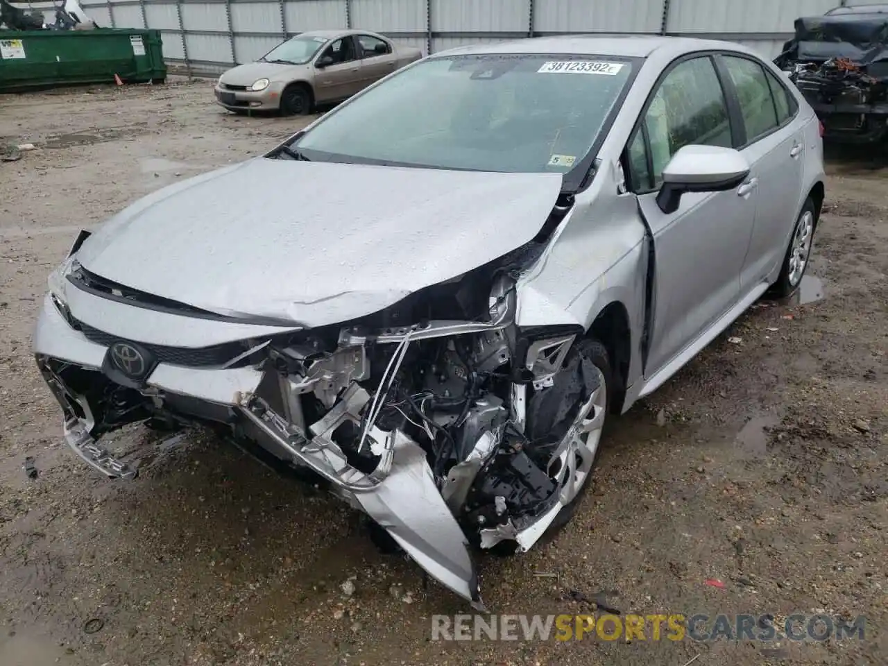 2 Photograph of a damaged car JTDEPRAEXLJ093933 TOYOTA COROLLA 2020