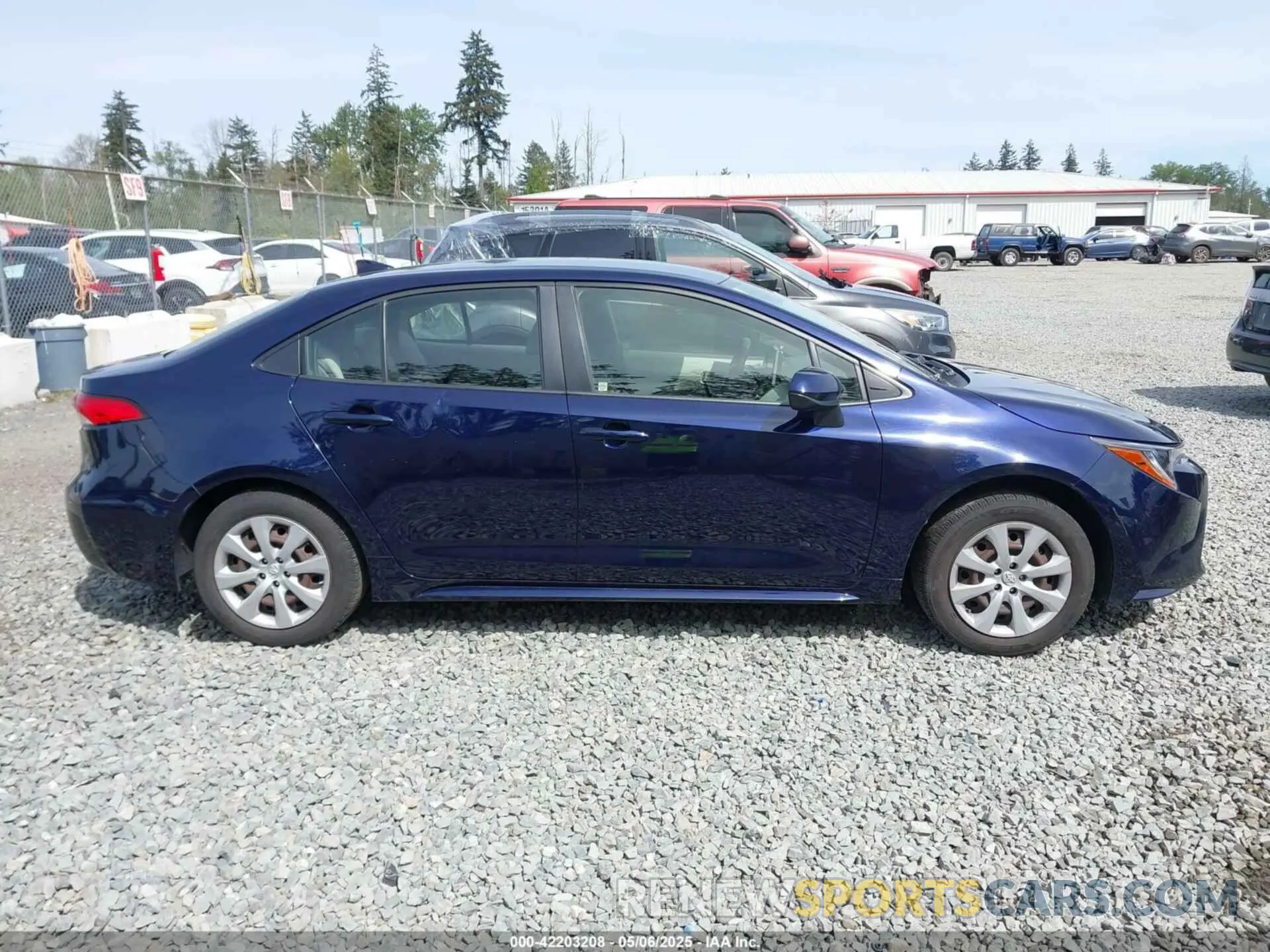 13 Photograph of a damaged car JTDEPRAEXLJ100881 TOYOTA COROLLA 2020