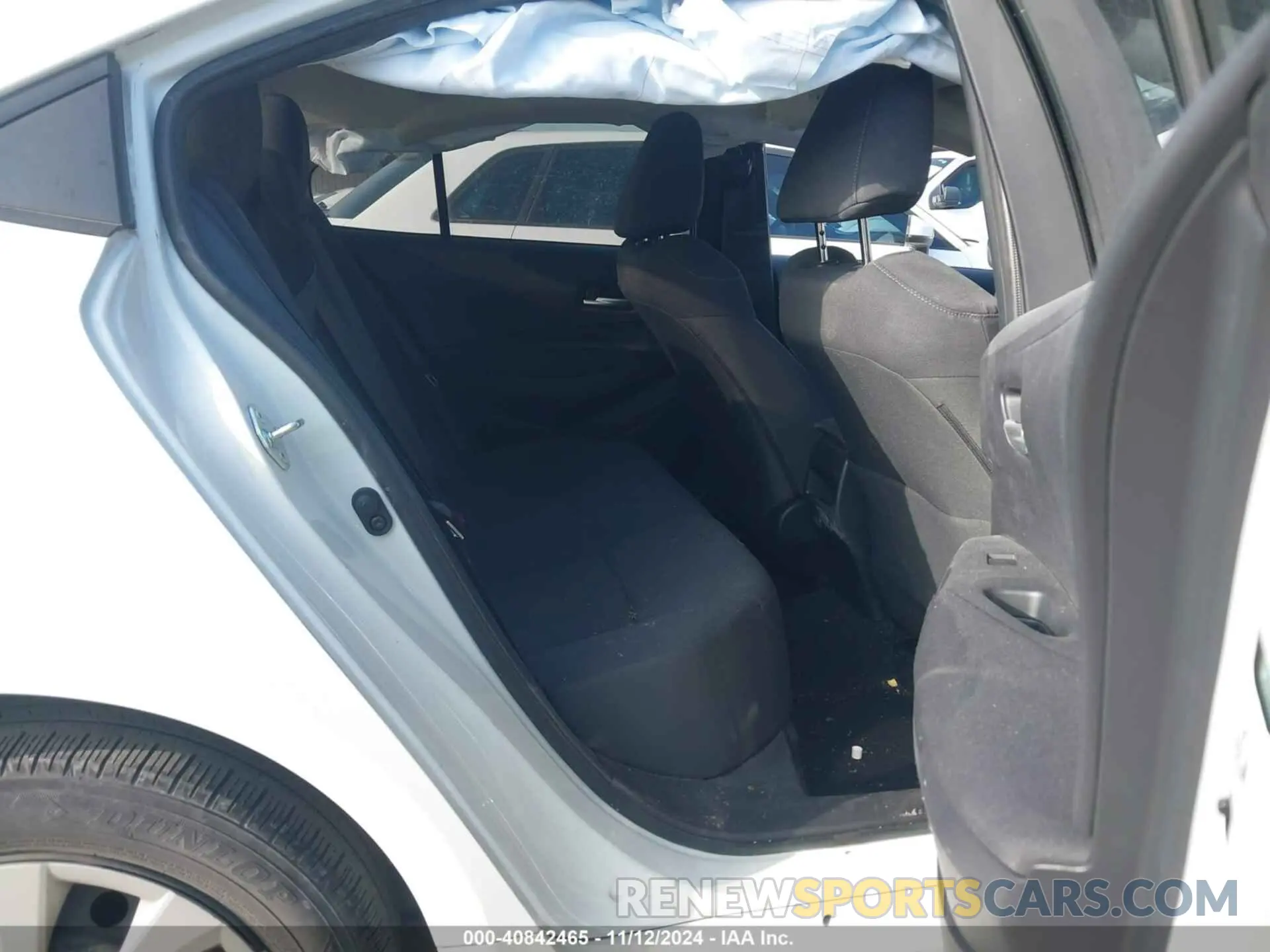 8 Photograph of a damaged car JTDEPRAEXLJ103330 TOYOTA COROLLA 2020