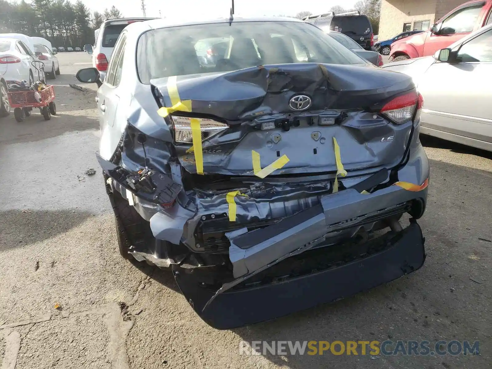 9 Photograph of a damaged car JTDEPRAEXLJ106602 TOYOTA COROLLA 2020