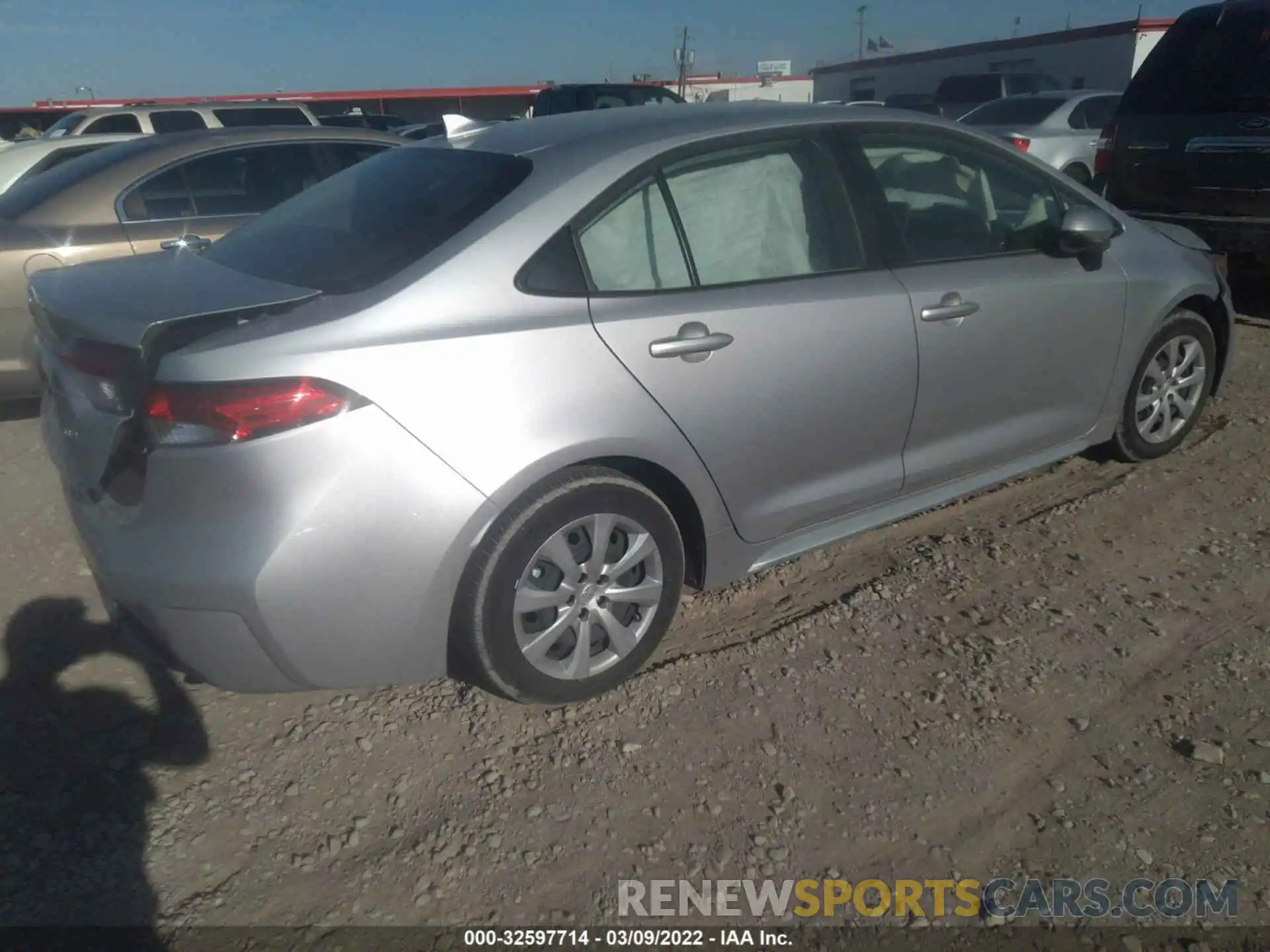 4 Photograph of a damaged car JTDEPRAEXLJ108656 TOYOTA COROLLA 2020