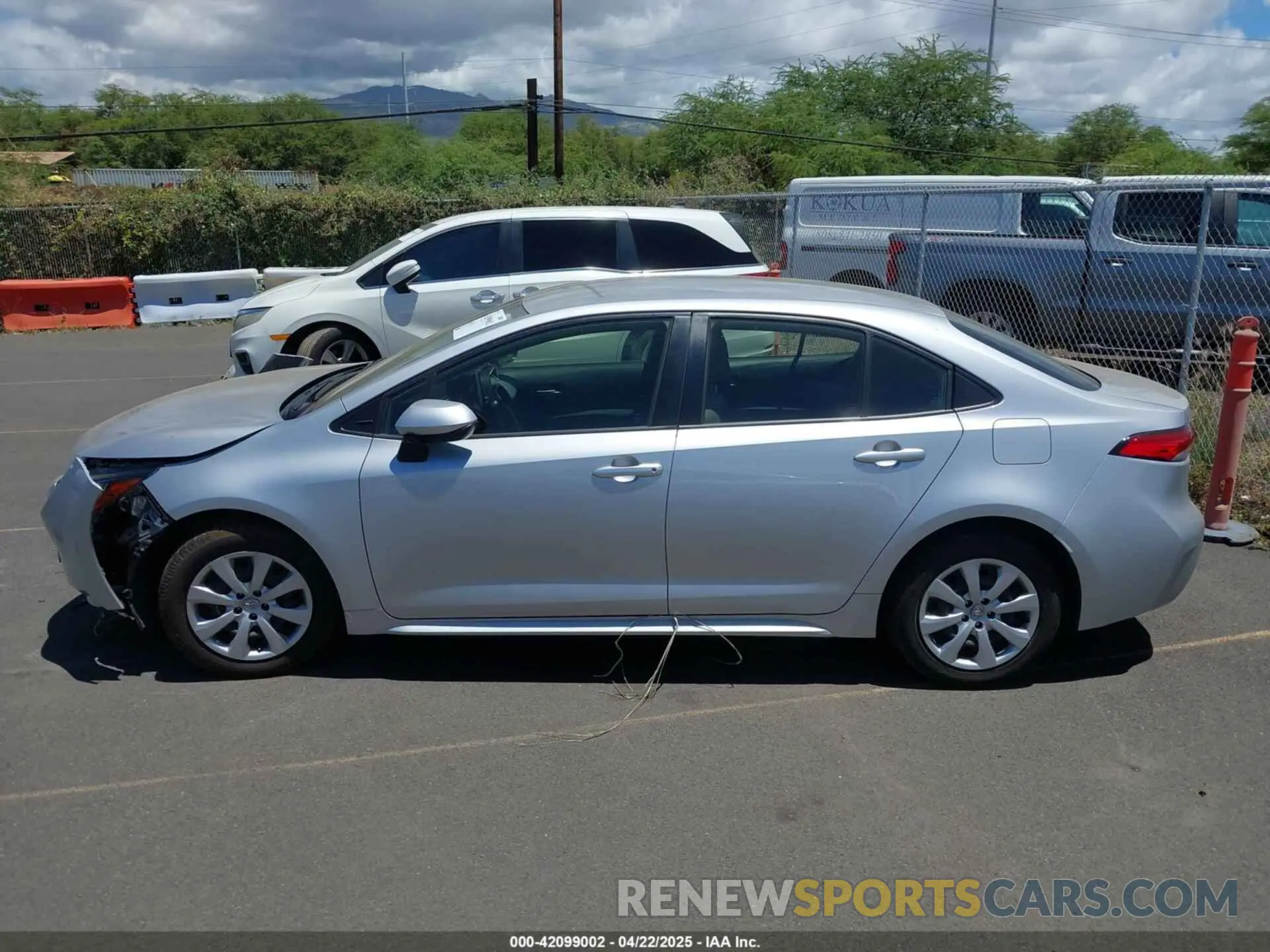 13 Photograph of a damaged car JTDEPRAEXLJ109614 TOYOTA COROLLA 2020