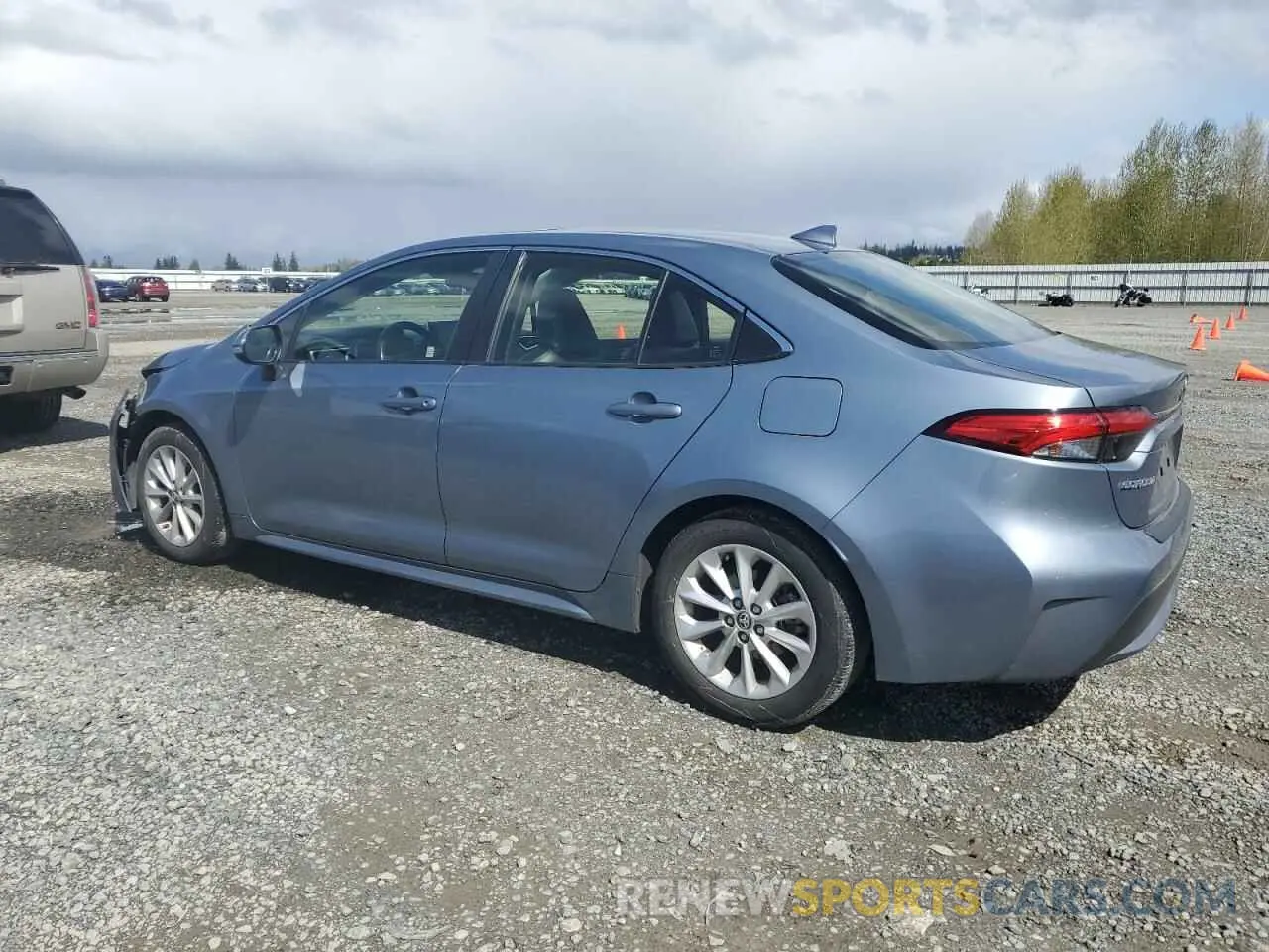 2 Photograph of a damaged car JTDFPRAE0LJ103096 TOYOTA COROLLA 2020
