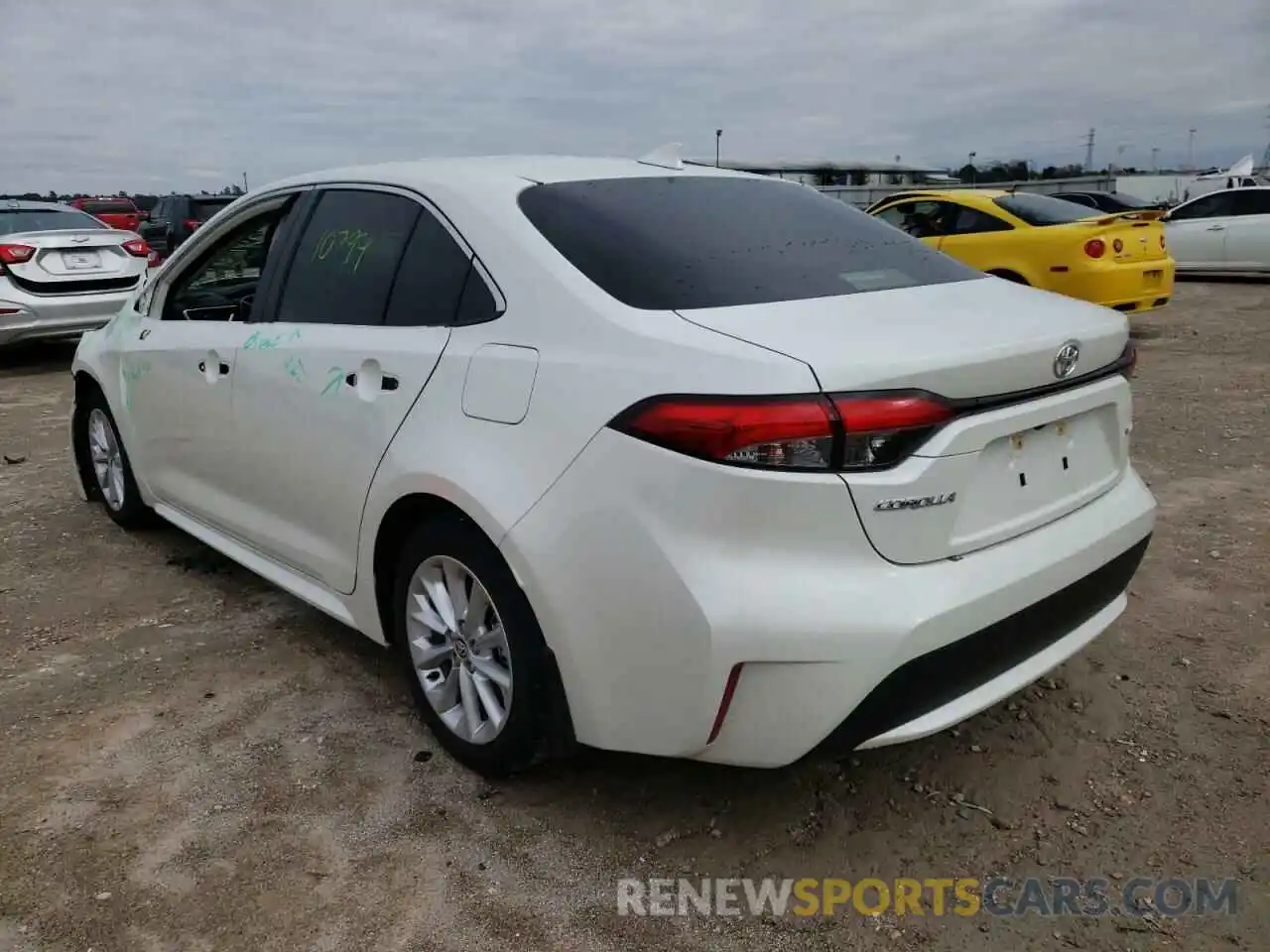 3 Photograph of a damaged car JTDFPRAE2LJ063278 TOYOTA COROLLA 2020