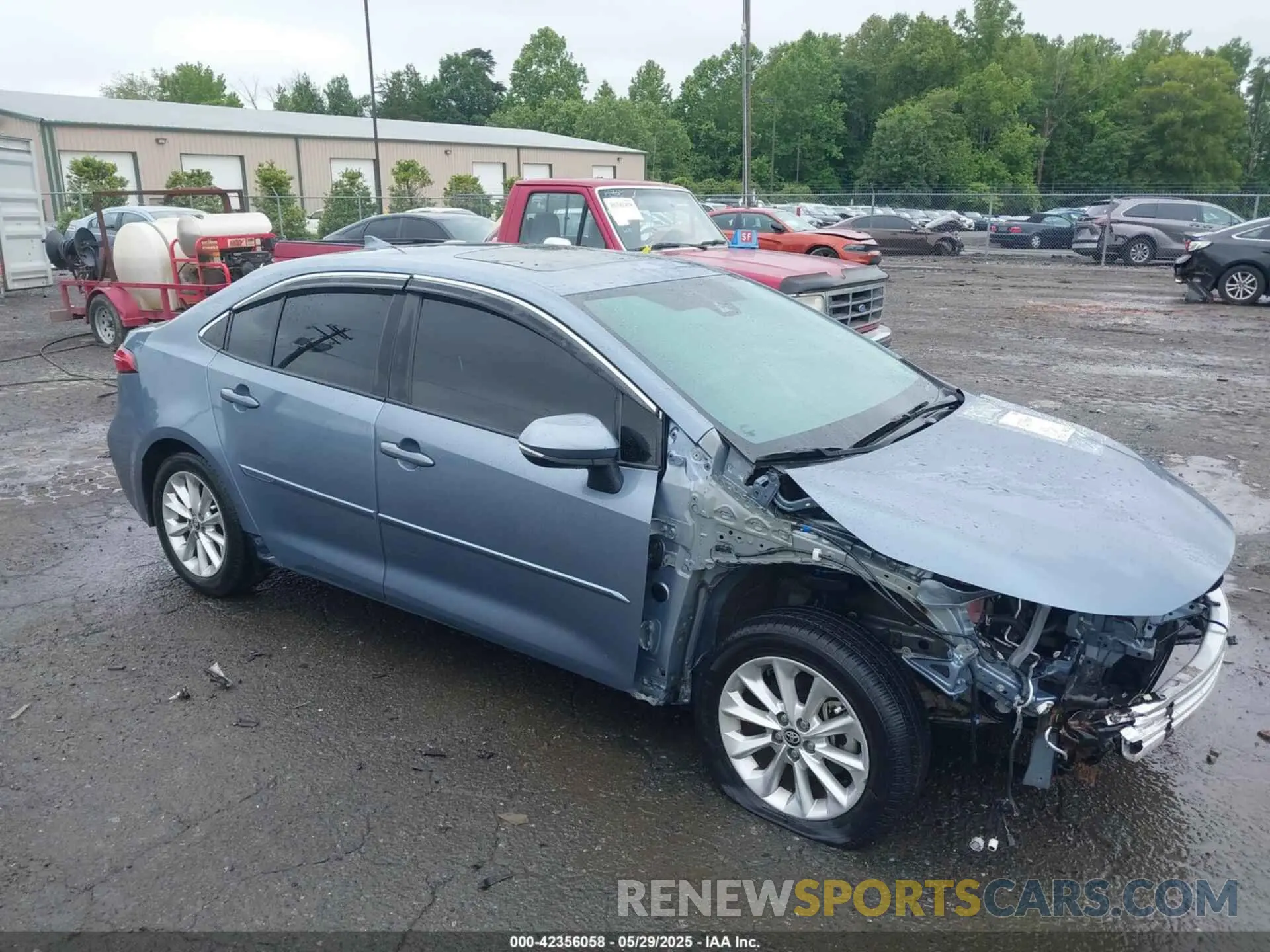 1 Photograph of a damaged car JTDFPRAE5LJ017914 TOYOTA COROLLA 2020