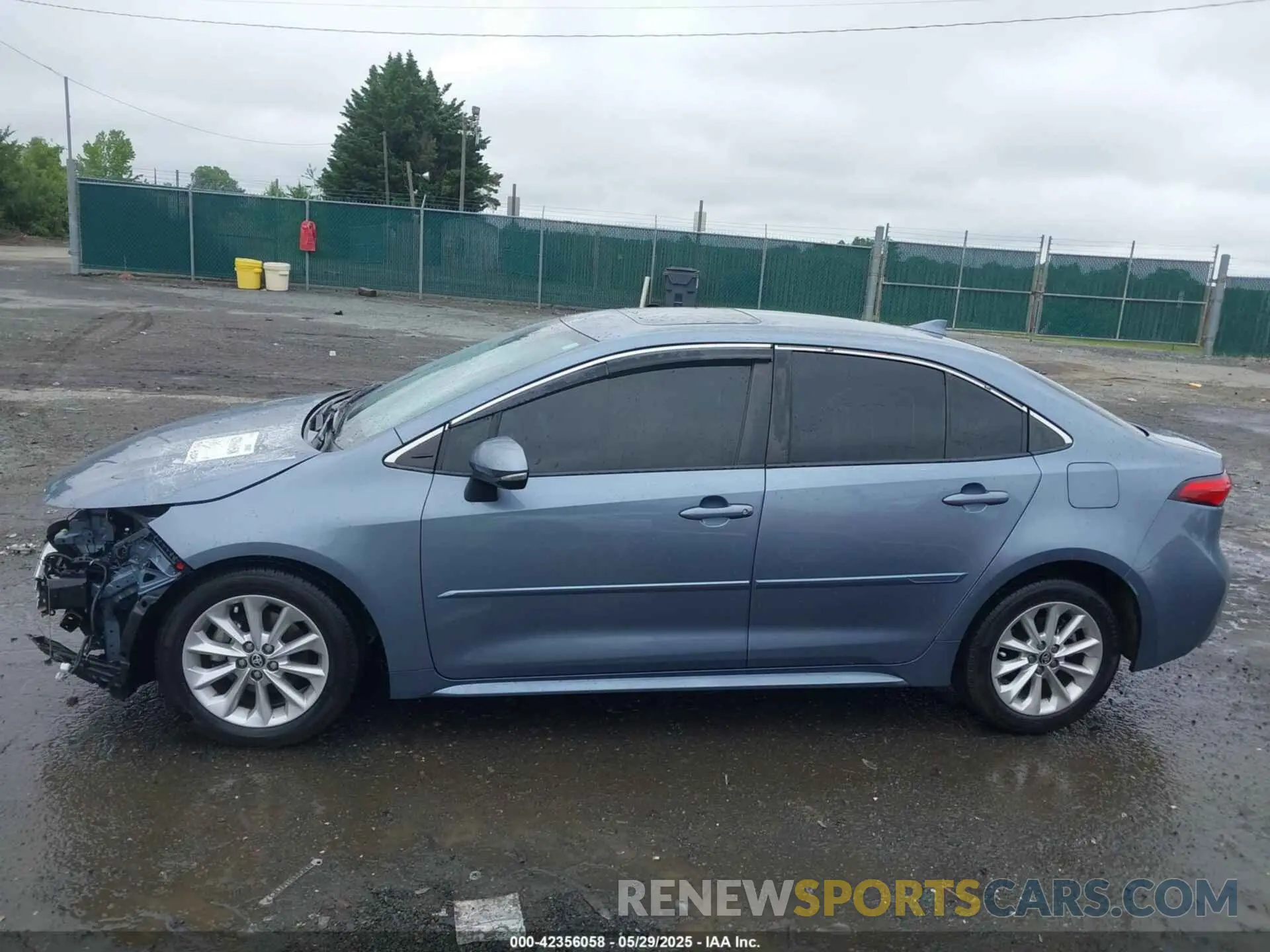 15 Photograph of a damaged car JTDFPRAE5LJ017914 TOYOTA COROLLA 2020