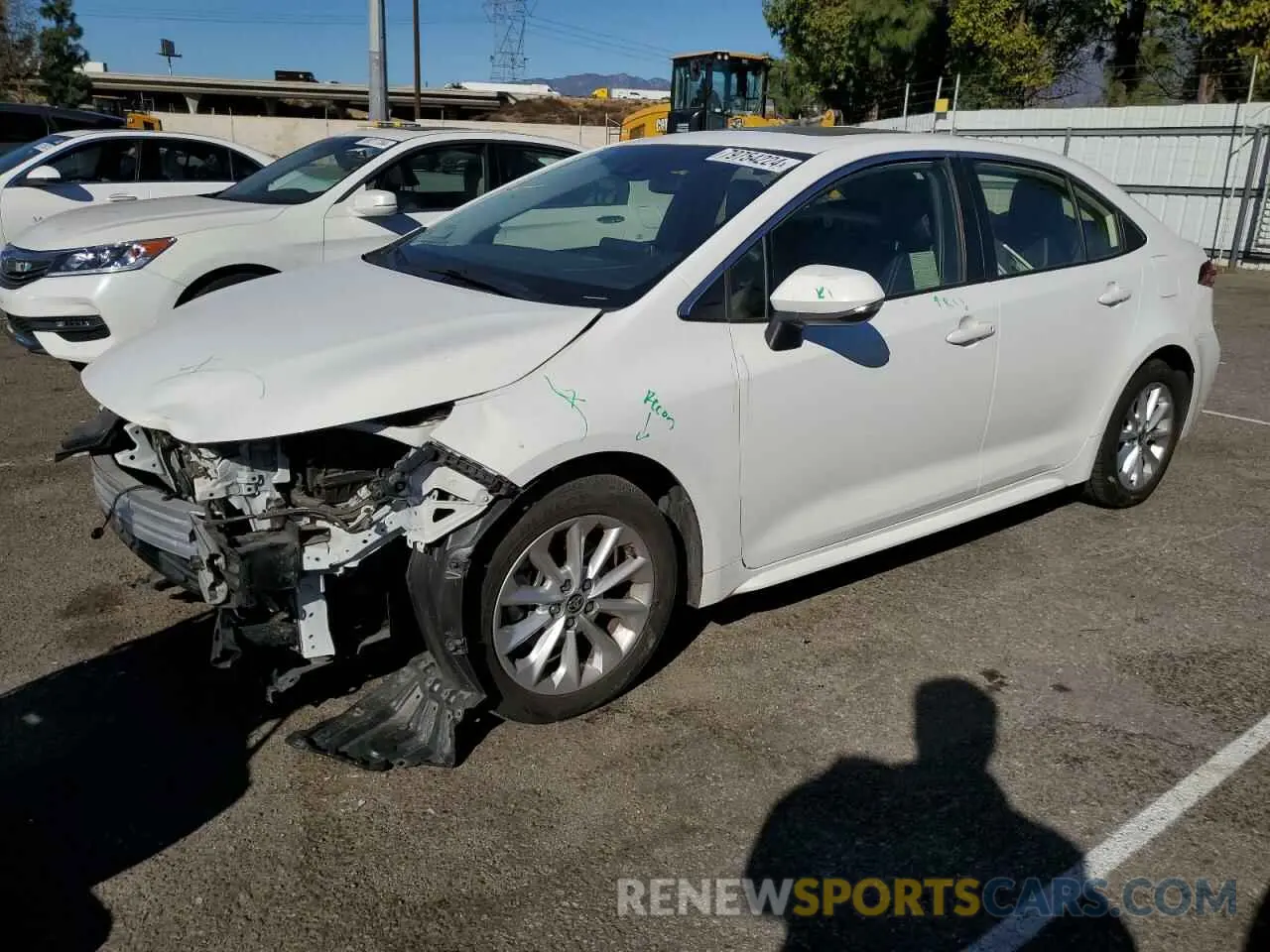 1 Photograph of a damaged car JTDFPRAE6LJ015427 TOYOTA COROLLA 2020