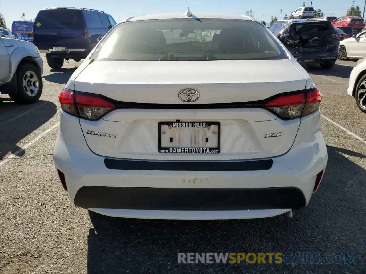 6 Photograph of a damaged car JTDFPRAE6LJ015427 TOYOTA COROLLA 2020