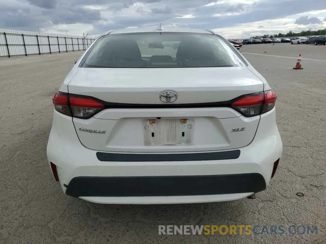 6 Photograph of a damaged car JTDFPRAE7LJ054687 TOYOTA COROLLA 2020