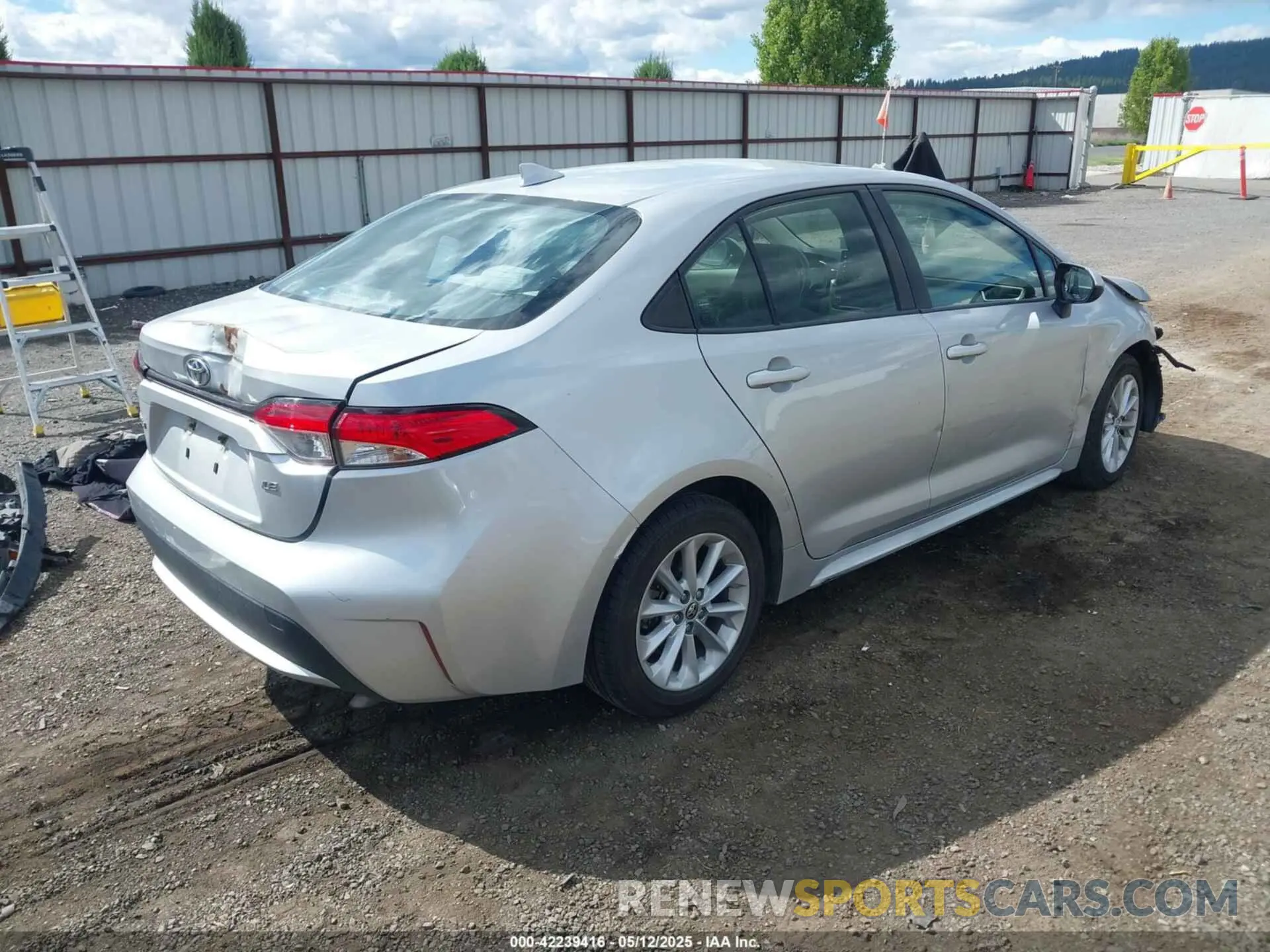 4 Photograph of a damaged car JTDHPRAE2LJ030824 TOYOTA COROLLA 2020