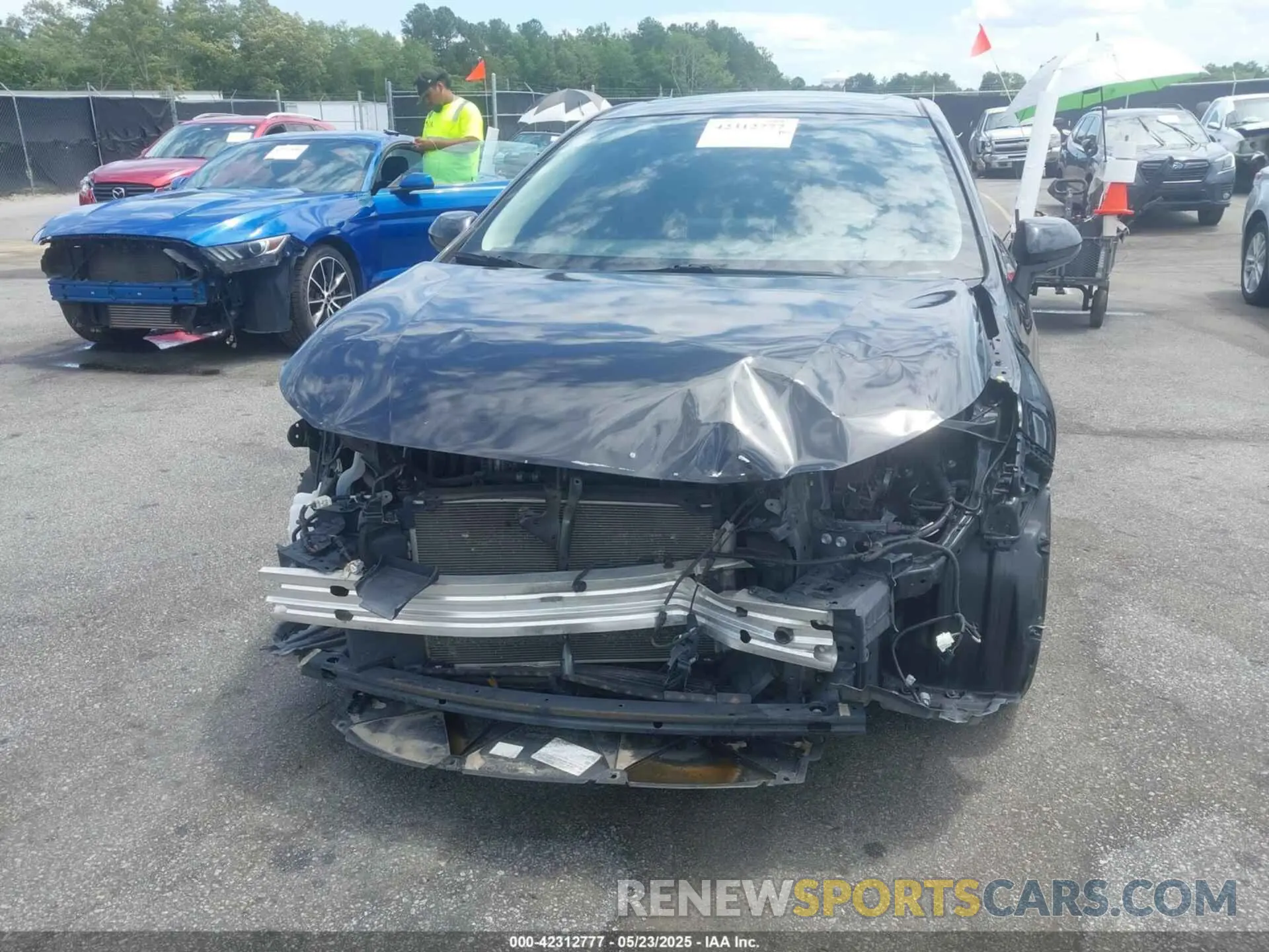6 Photograph of a damaged car JTDHPRAE3LJ026247 TOYOTA COROLLA 2020