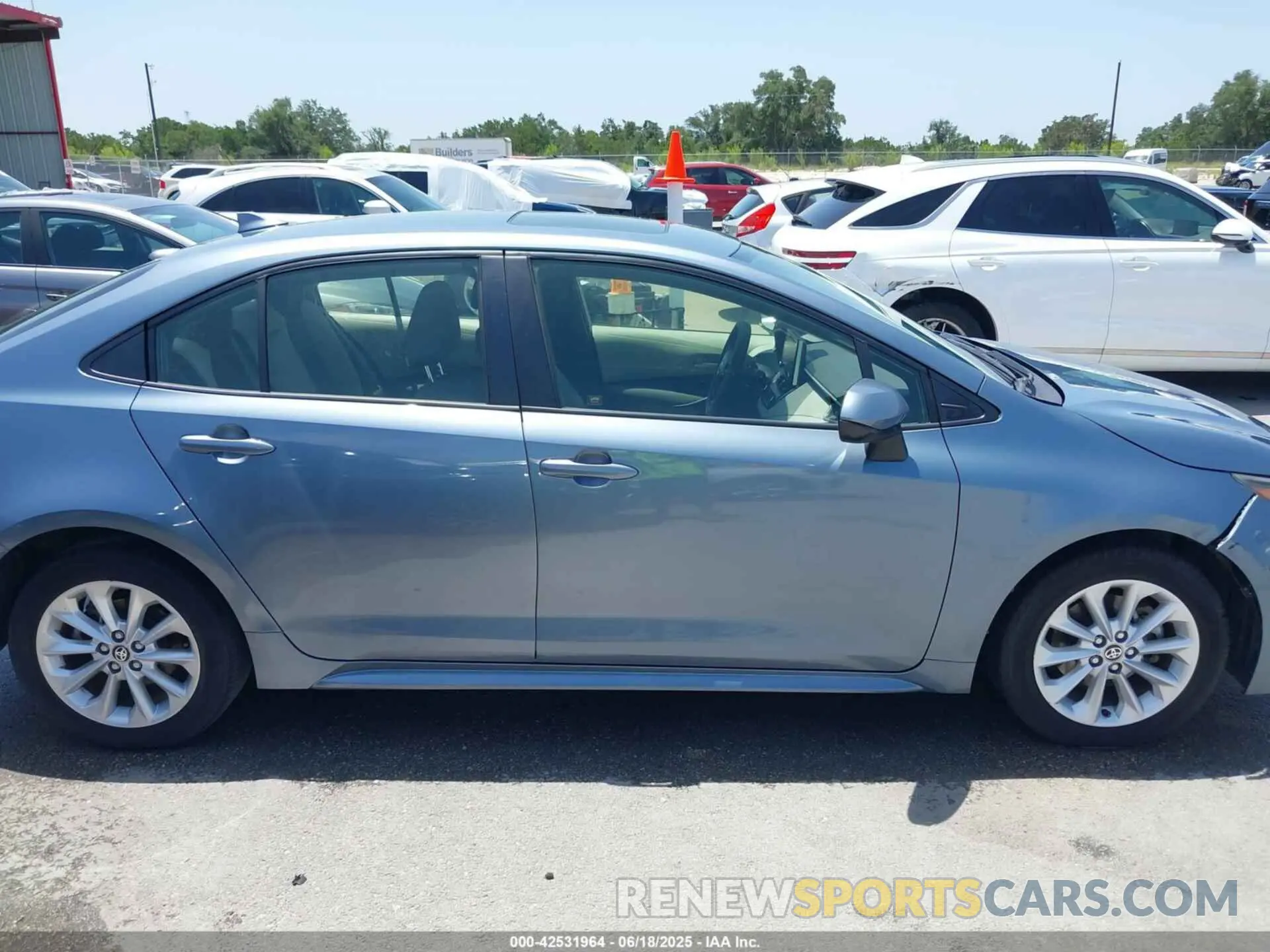 13 Photograph of a damaged car JTDHPRAE9LJ025068 TOYOTA COROLLA 2020