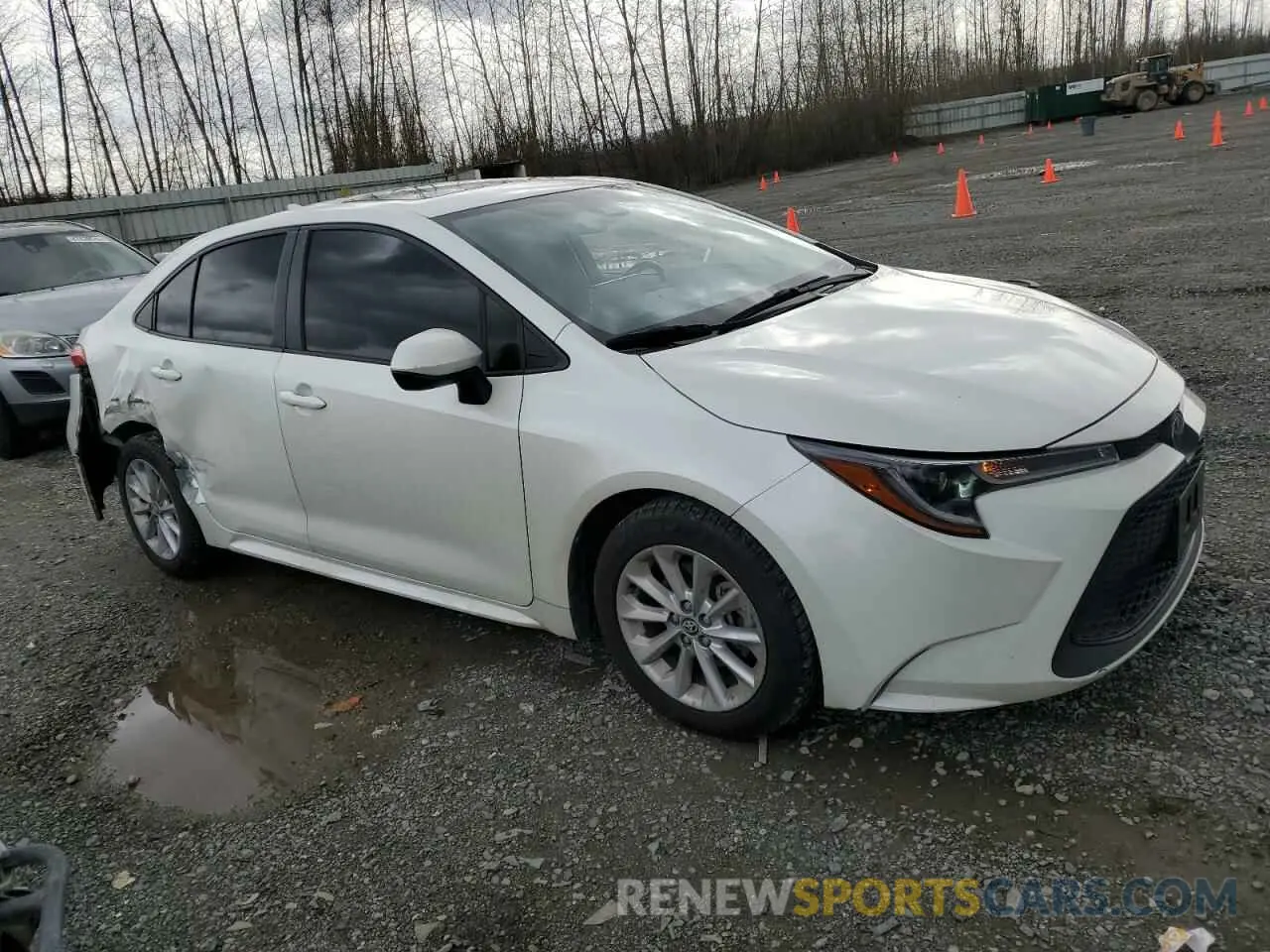 4 Photograph of a damaged car JTDHPRAE9LJ025152 TOYOTA COROLLA 2020