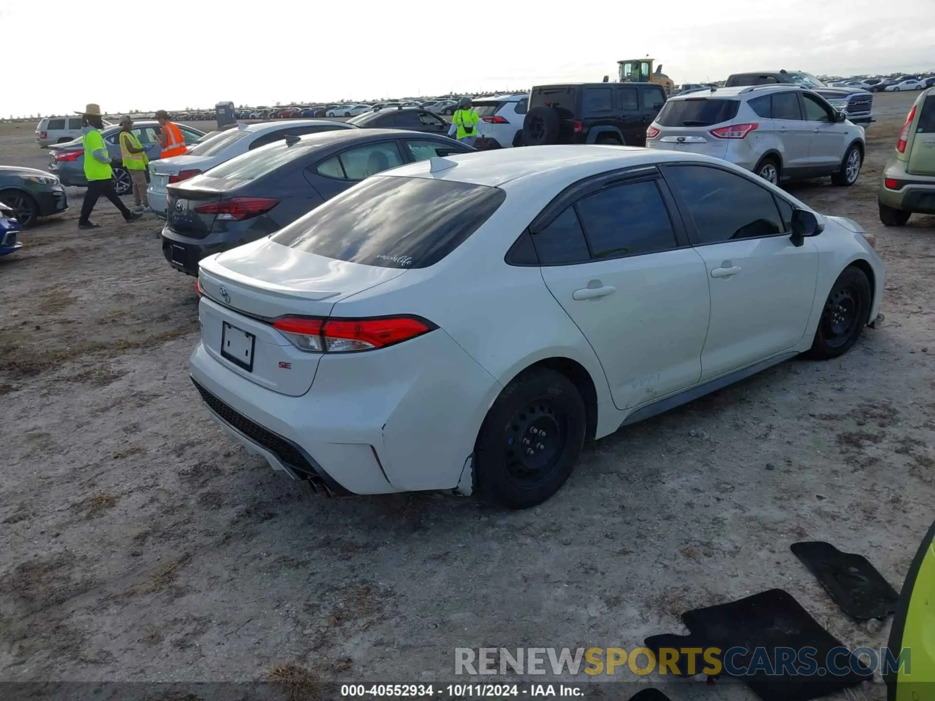 4 Photograph of a damaged car JTDM4RCE0LJ036268 TOYOTA COROLLA 2020