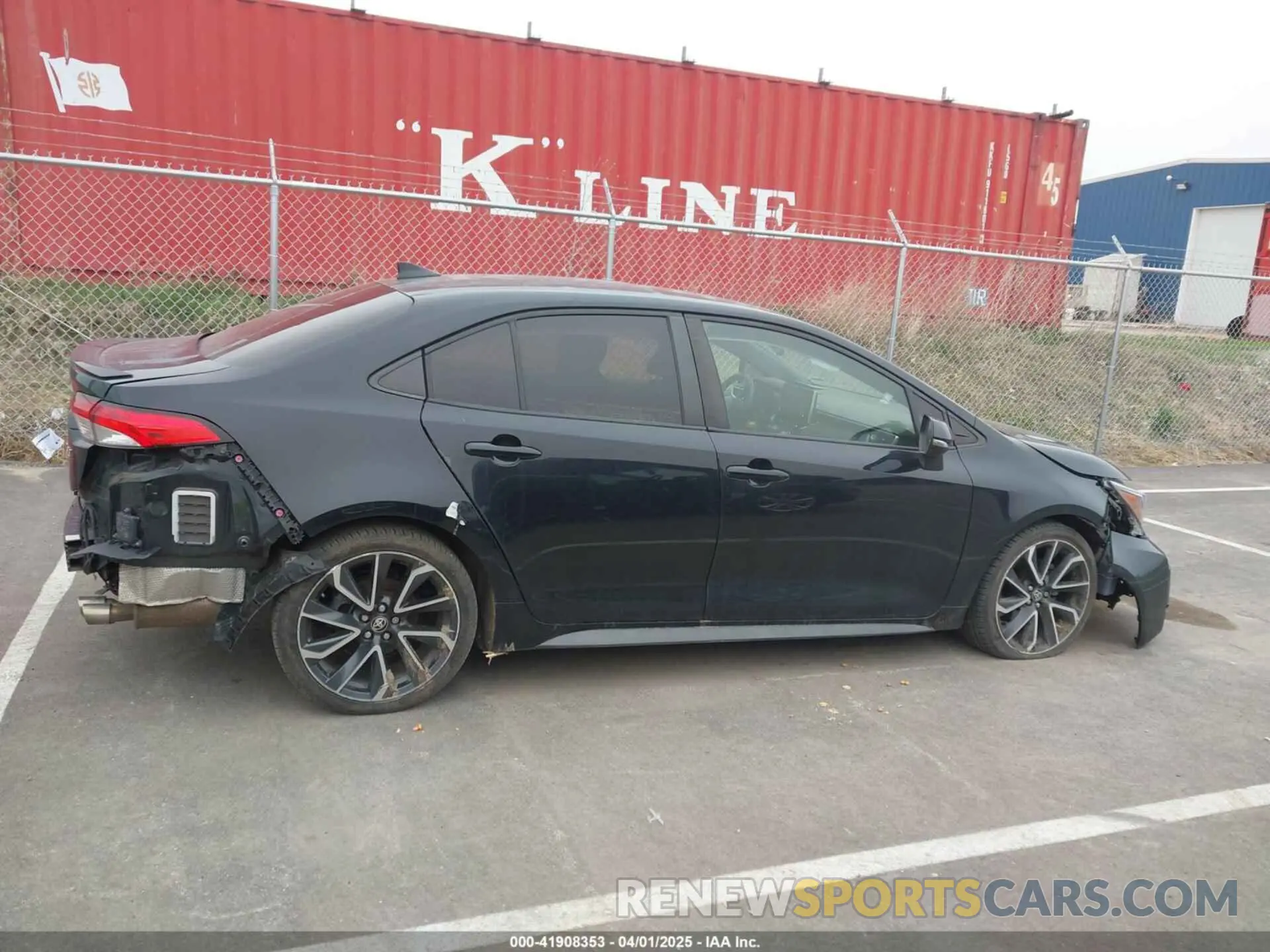 13 Photograph of a damaged car JTDP4RCE0LJ008905 TOYOTA COROLLA 2020