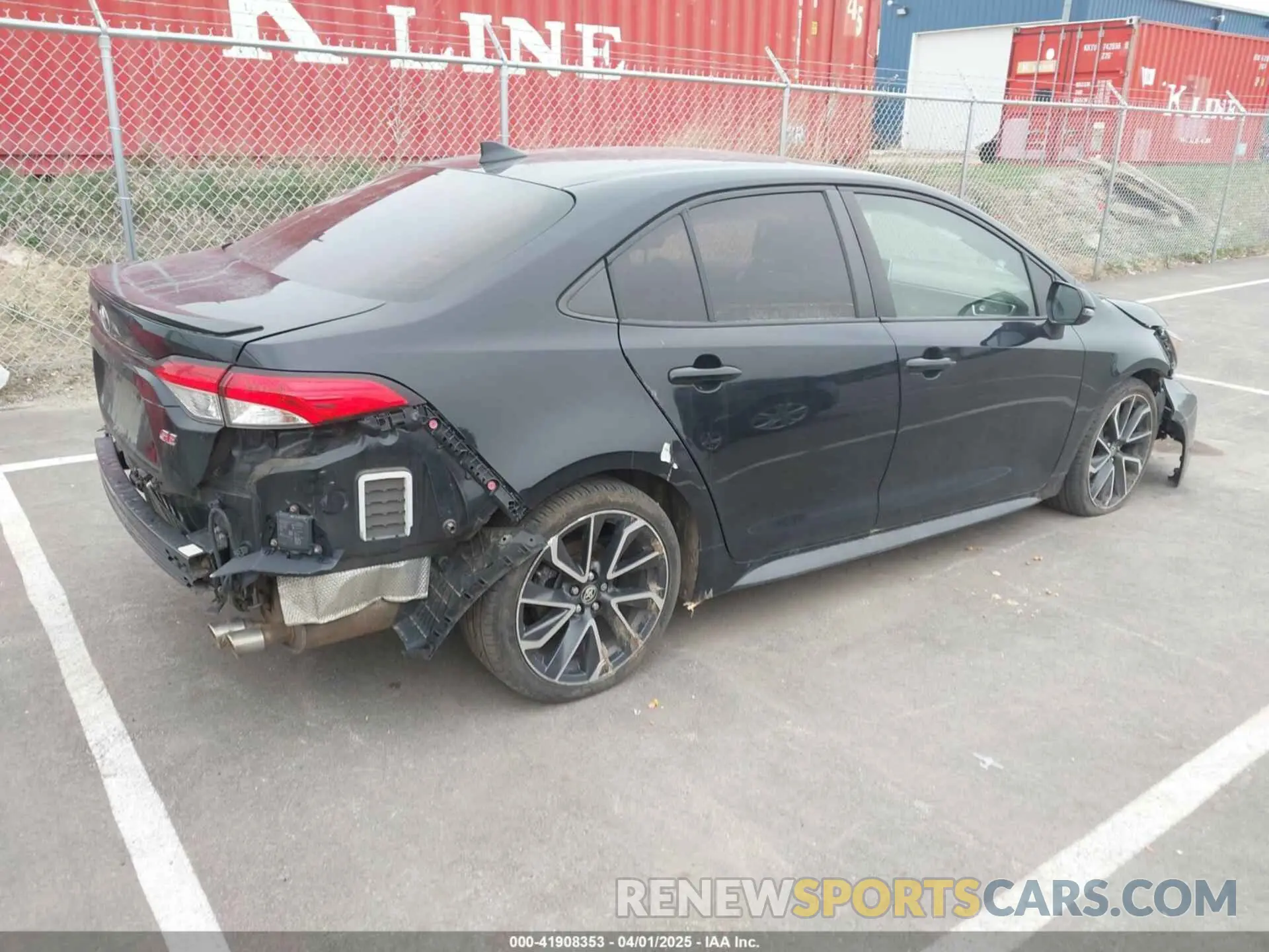 4 Photograph of a damaged car JTDP4RCE0LJ008905 TOYOTA COROLLA 2020