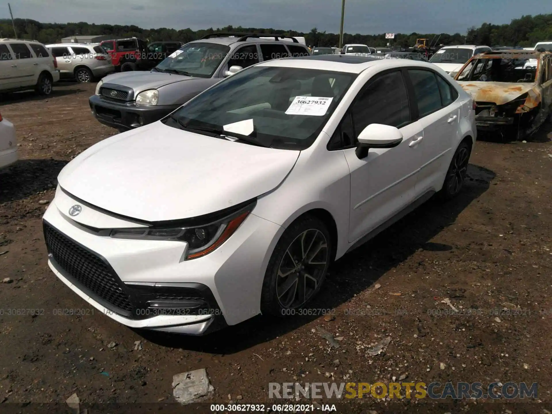 2 Photograph of a damaged car JTDP4RCE0LJ030984 TOYOTA COROLLA 2020