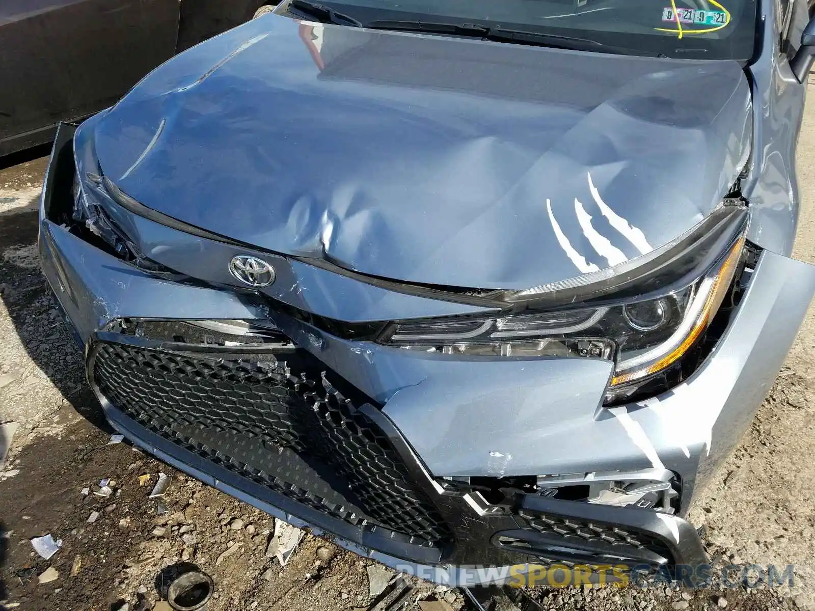 9 Photograph of a damaged car JTDP4RCE0LJ032069 TOYOTA COROLLA 2020