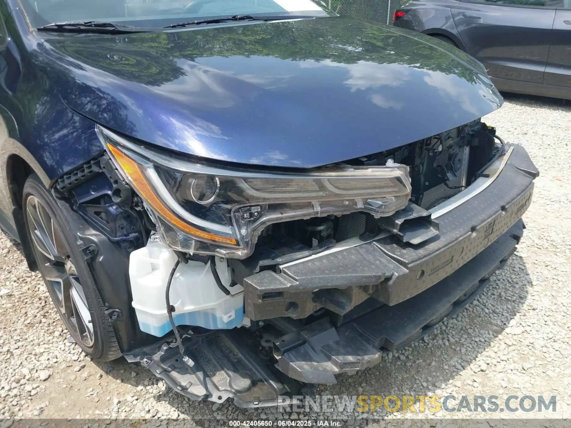18 Photograph of a damaged car JTDP4RCE1LJ002997 TOYOTA COROLLA 2020