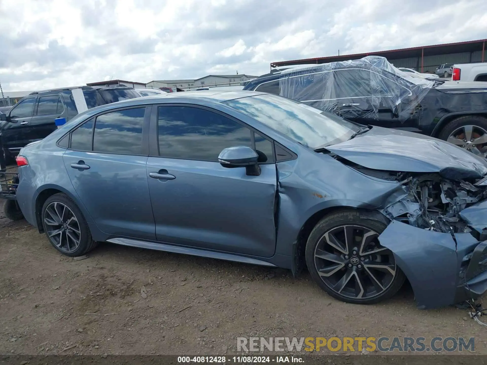 13 Photograph of a damaged car JTDP4RCE1LJ009335 TOYOTA COROLLA 2020