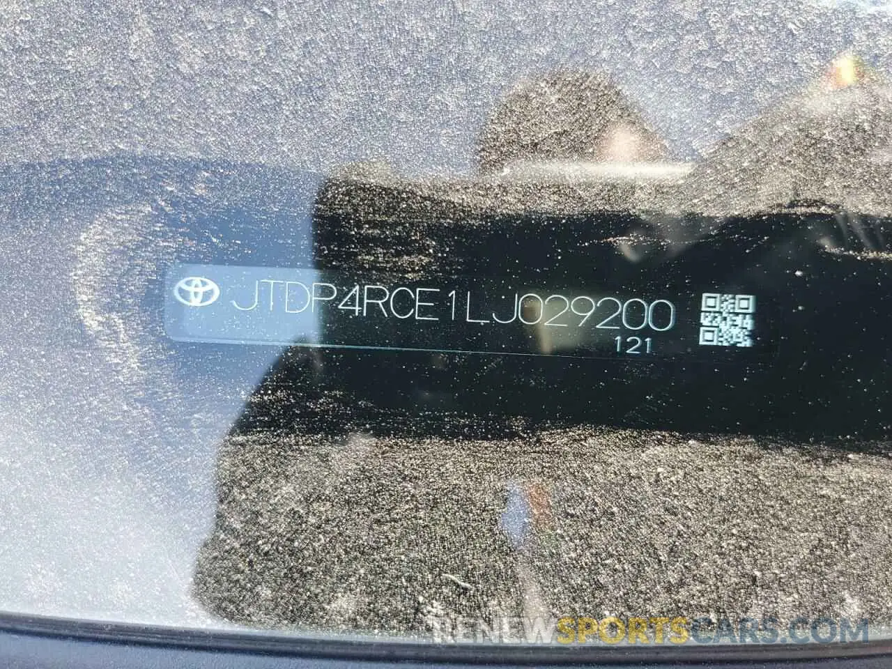 12 Photograph of a damaged car JTDP4RCE1LJ029200 TOYOTA COROLLA 2020