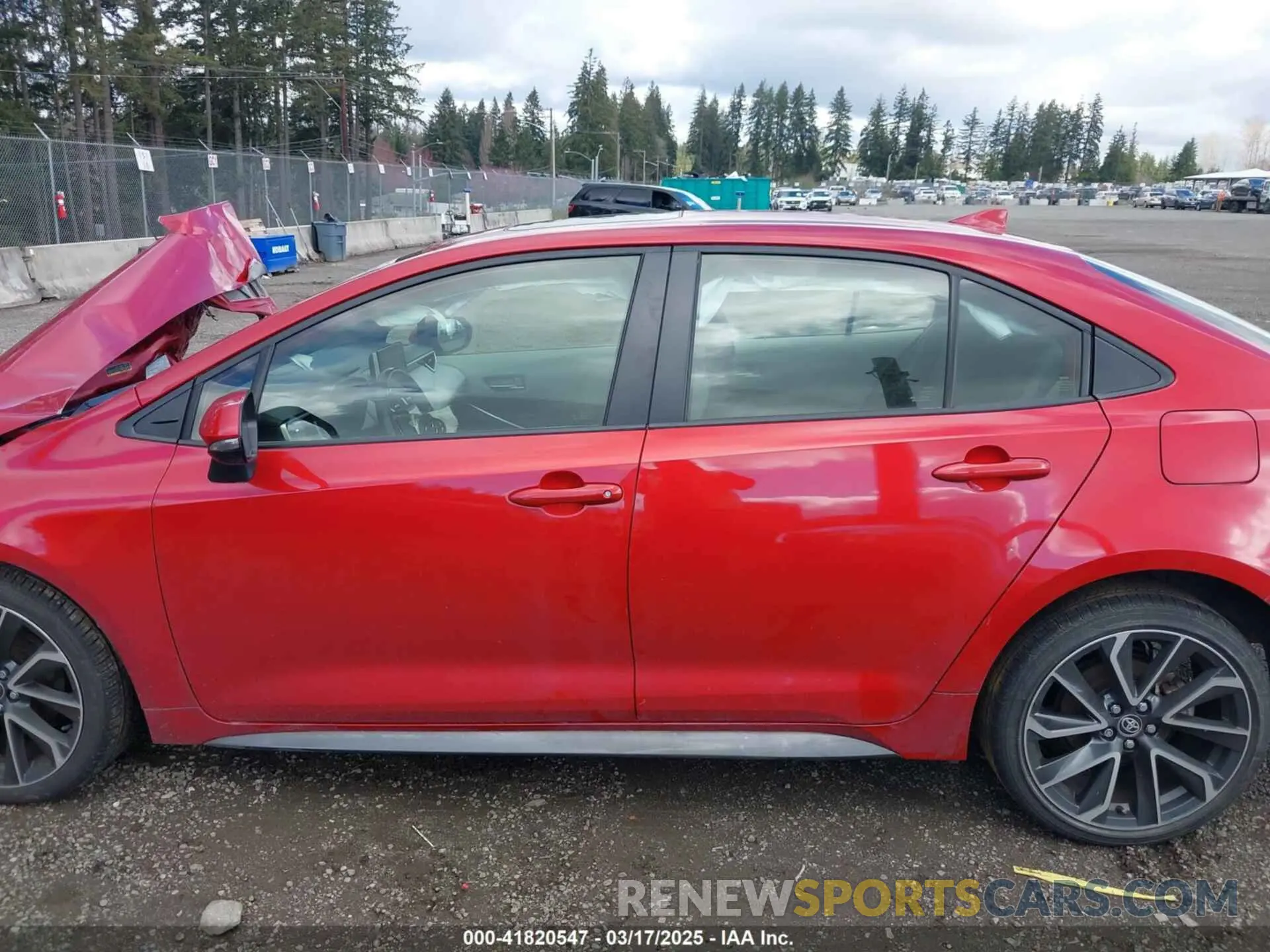 14 Photograph of a damaged car JTDP4RCE1LJ044005 TOYOTA COROLLA 2020