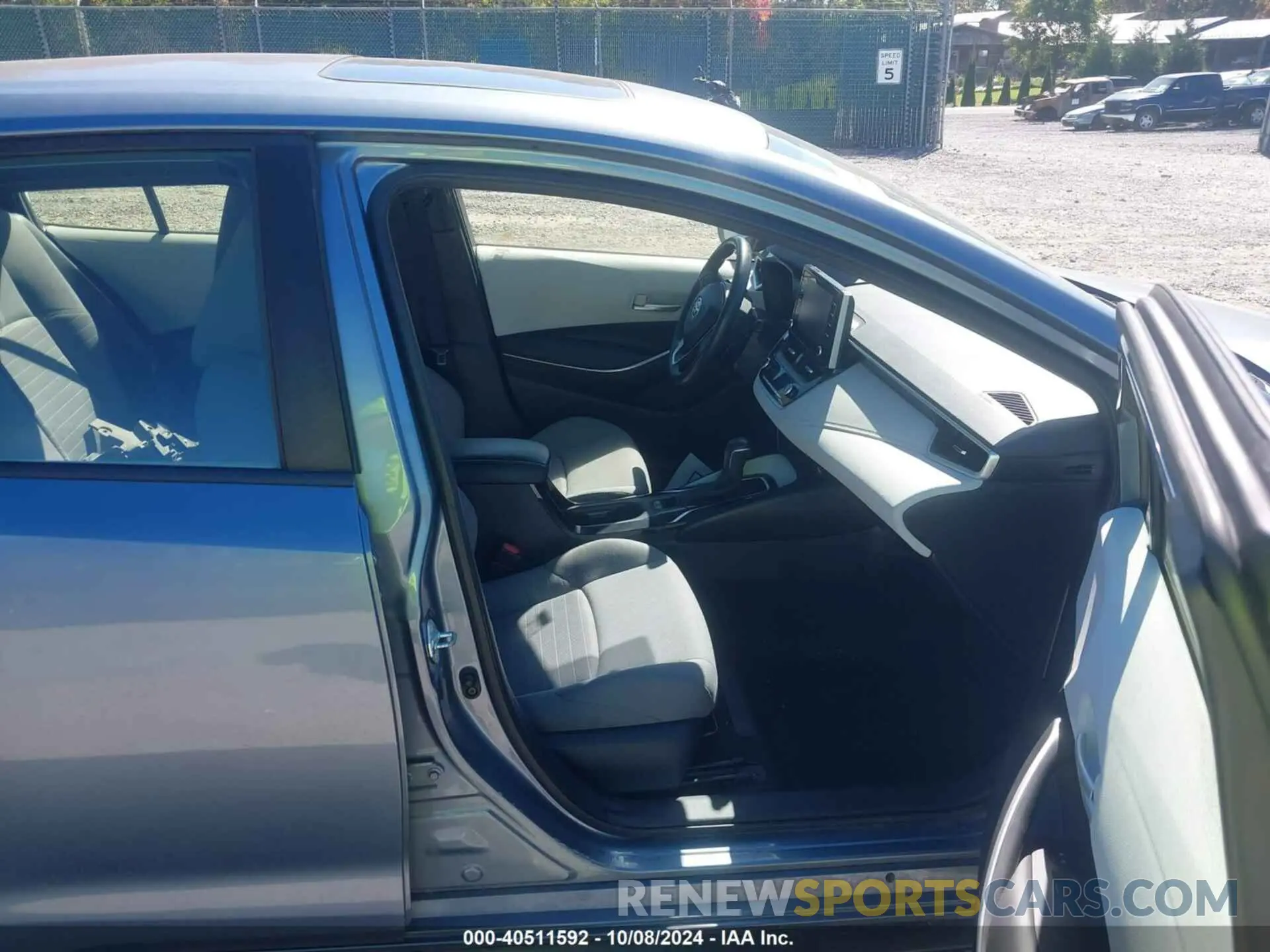 5 Photograph of a damaged car JTDP4RCE3LJ004802 TOYOTA COROLLA 2020