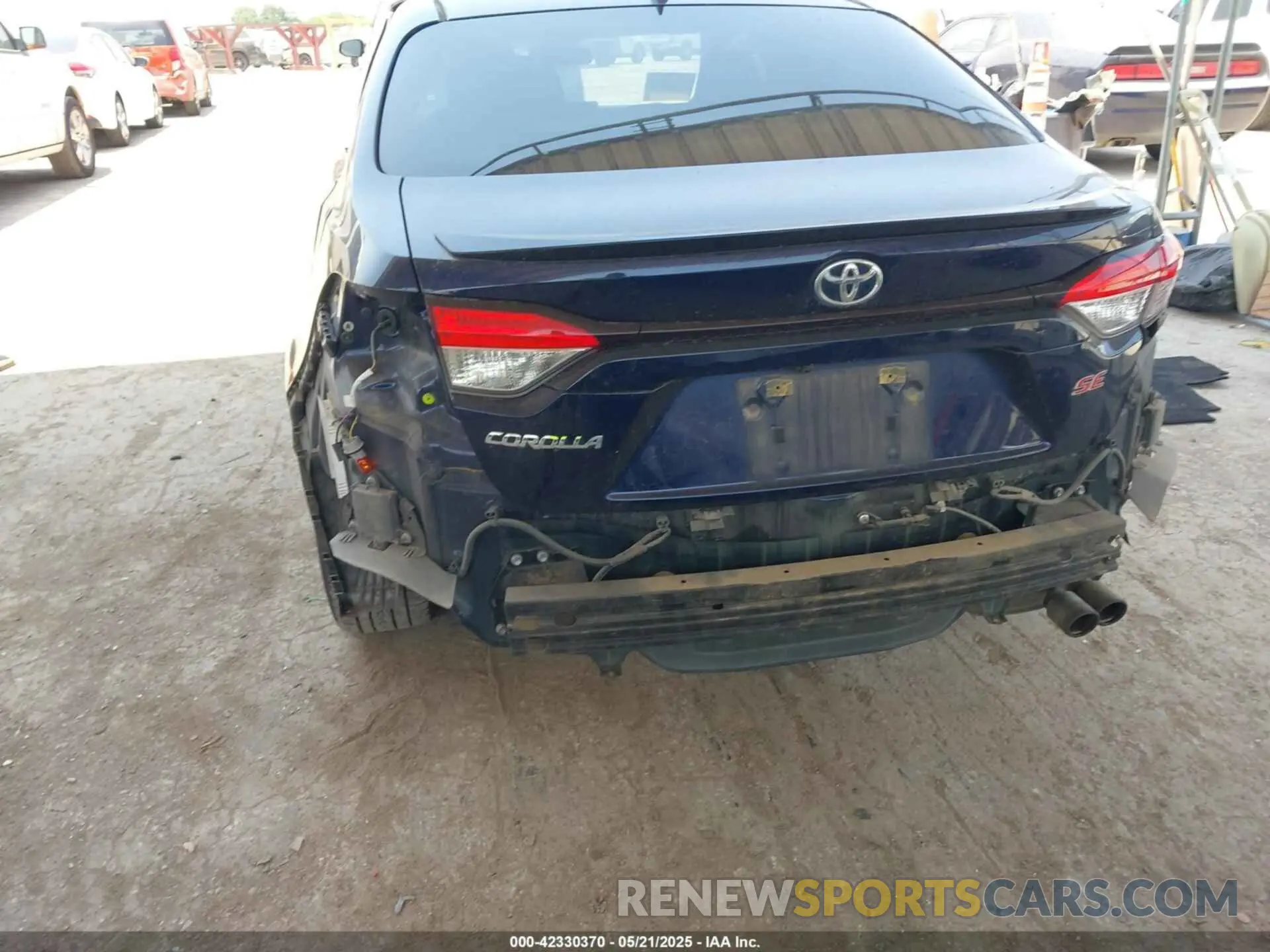 17 Photograph of a damaged car JTDP4RCE3LJ014536 TOYOTA COROLLA 2020
