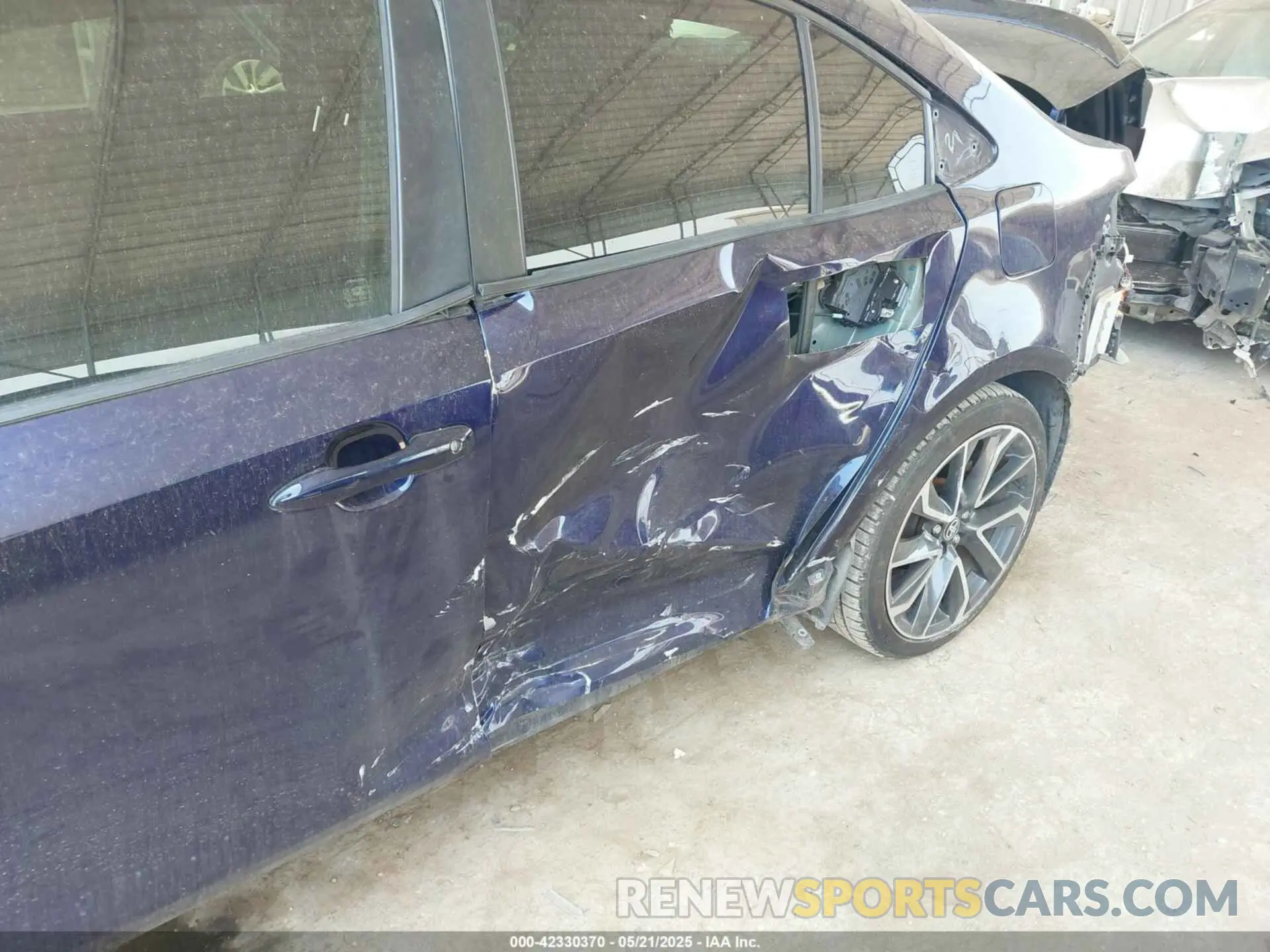 6 Photograph of a damaged car JTDP4RCE3LJ014536 TOYOTA COROLLA 2020
