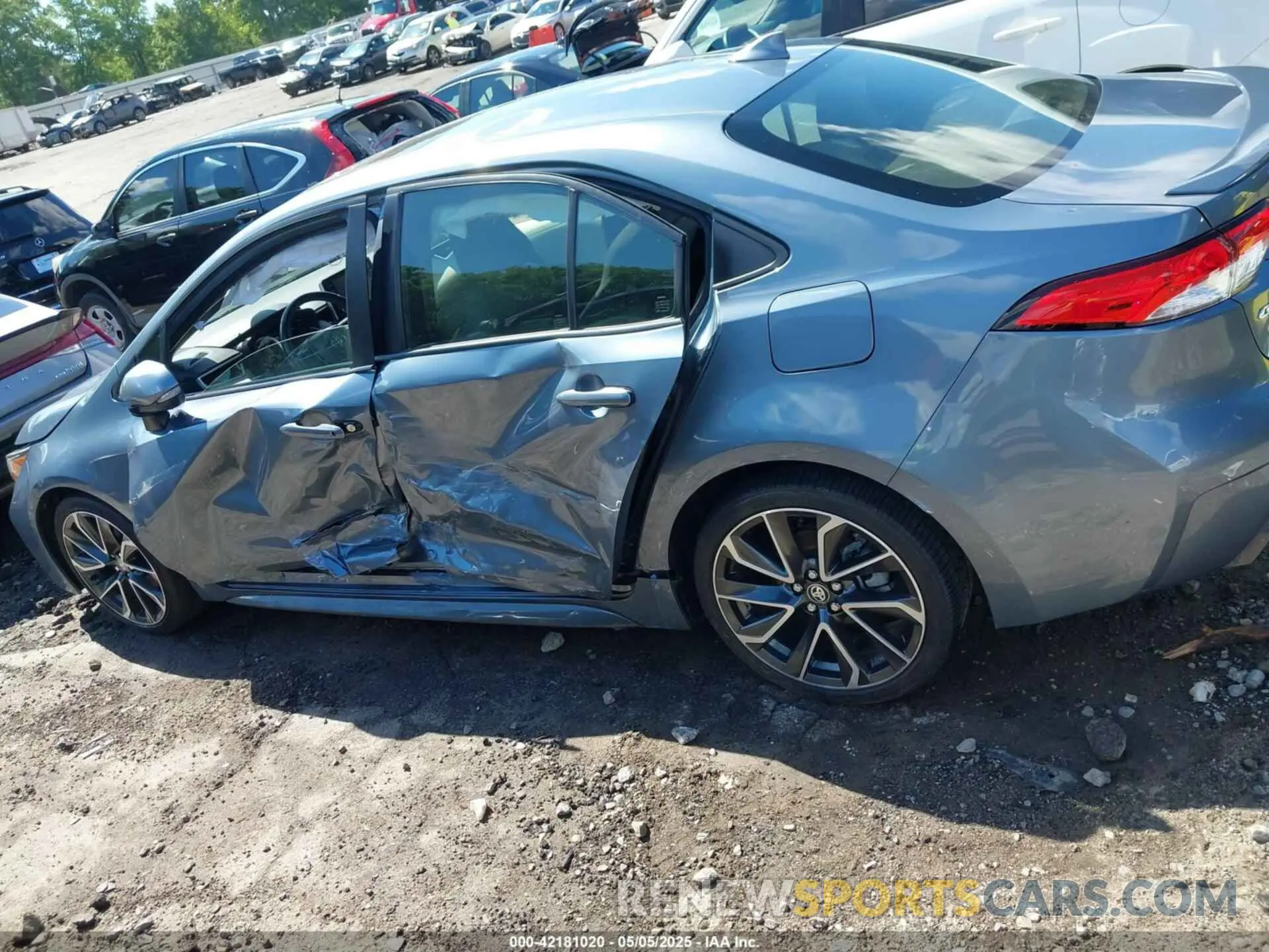 14 Photograph of a damaged car JTDP4RCE3LJ040831 TOYOTA COROLLA 2020