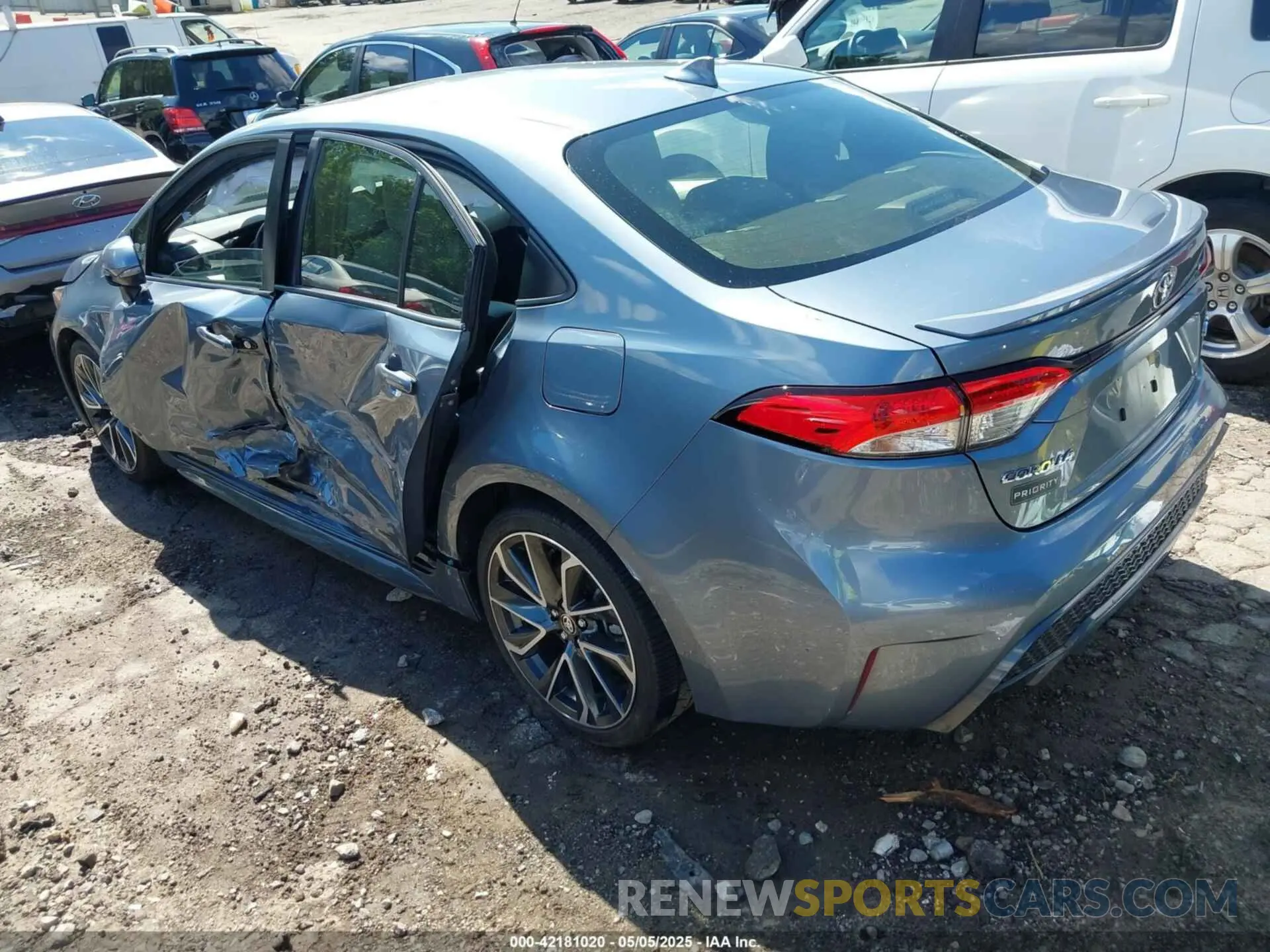3 Photograph of a damaged car JTDP4RCE3LJ040831 TOYOTA COROLLA 2020