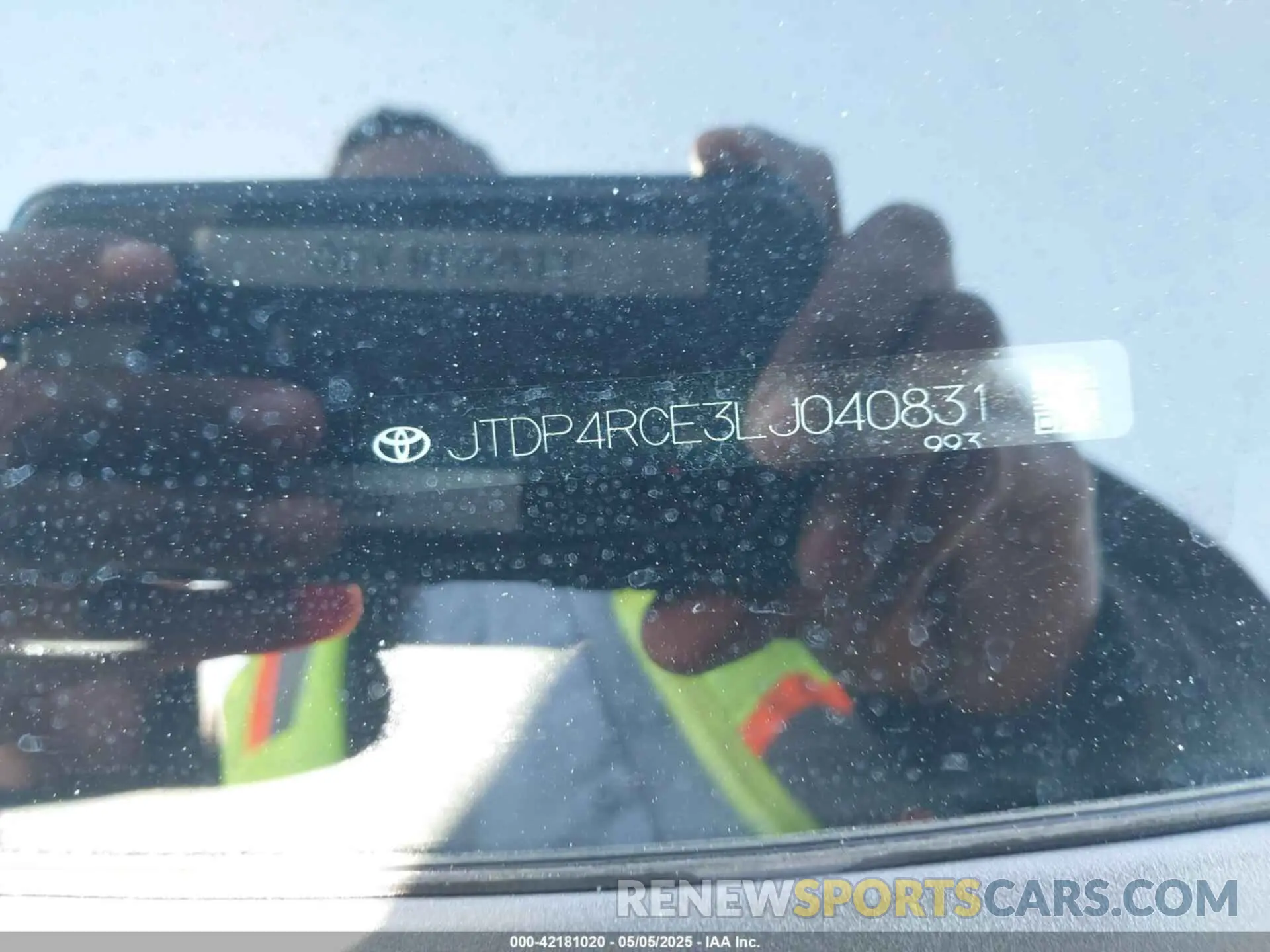 9 Photograph of a damaged car JTDP4RCE3LJ040831 TOYOTA COROLLA 2020