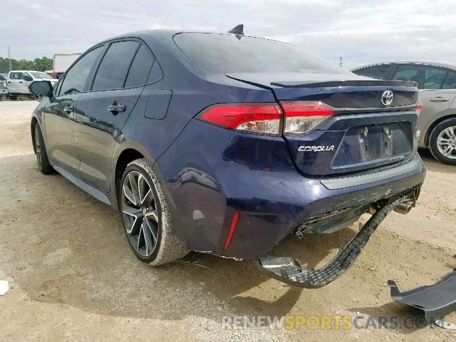 3 Photograph of a damaged car JTDP4RCE4LJ007899 TOYOTA COROLLA 2020